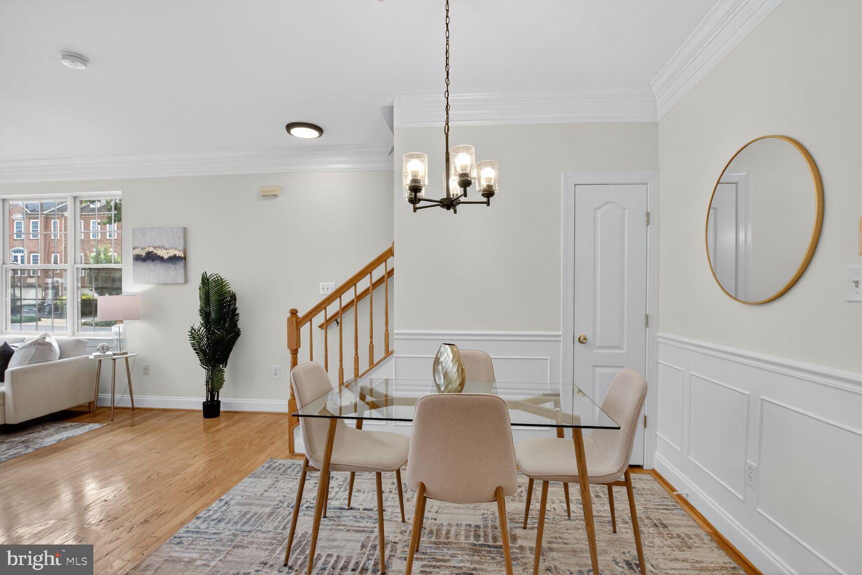 QUINCE ORCHARD PARK - Residential