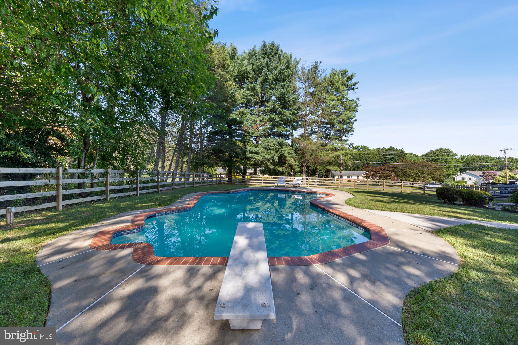 SILVER CREST - Residential