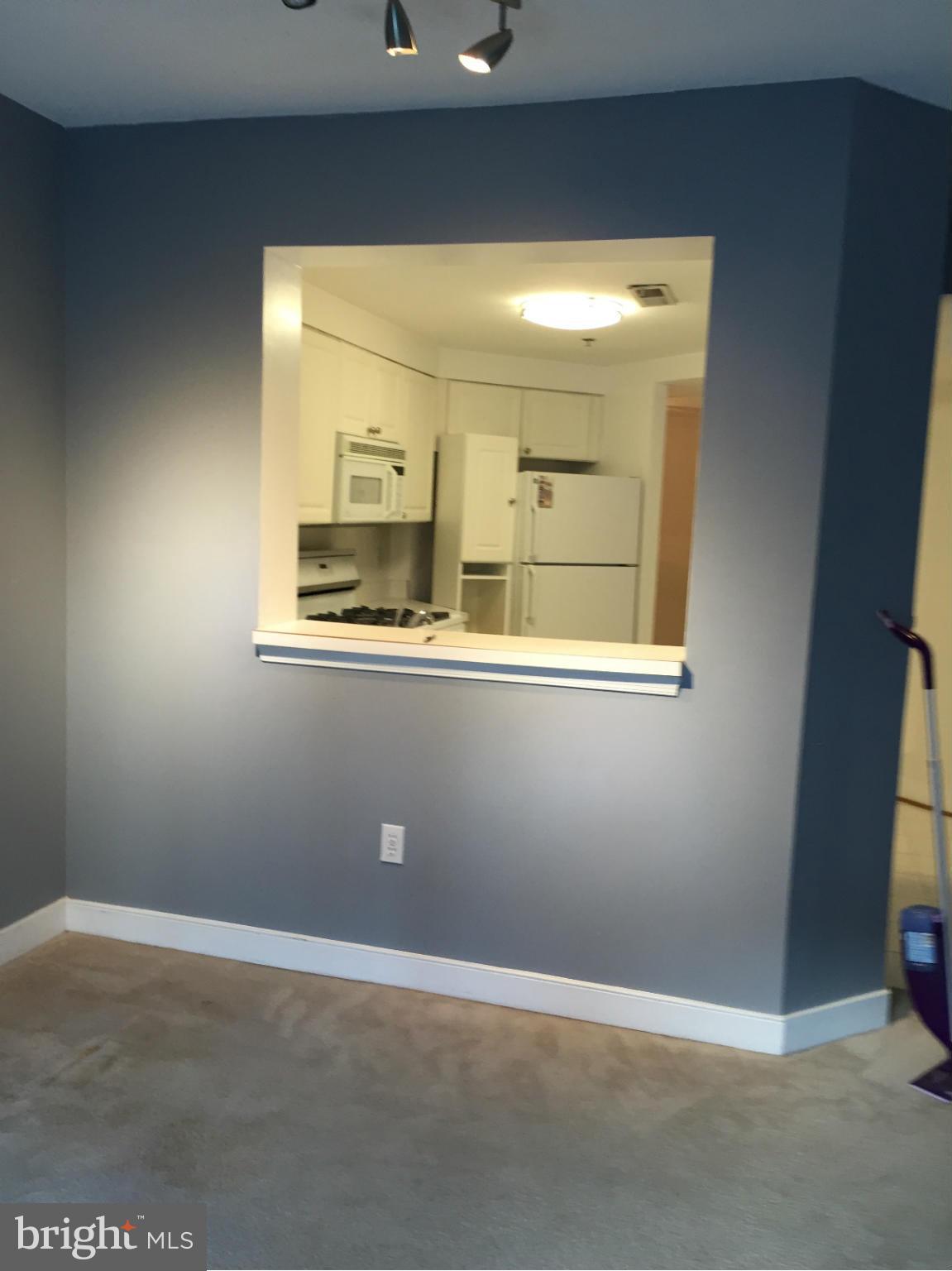 WINDSOR PLAZA - Residential Lease