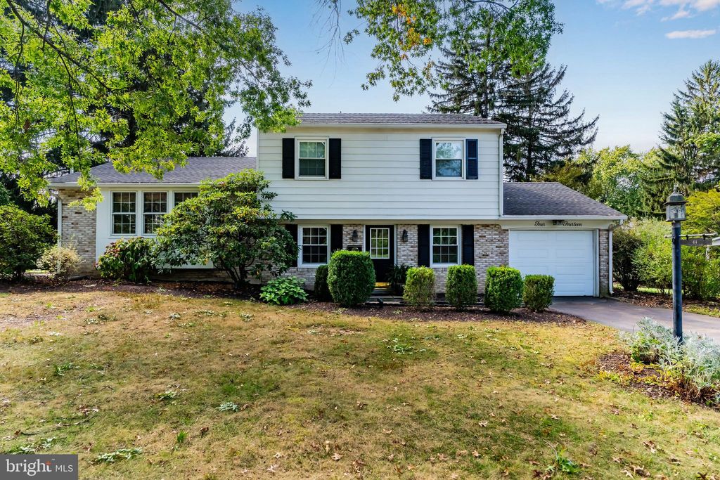 Photo of 414 Deerfield Road, CAMP HILL, PA 17011 (MLS # PACB2044568)