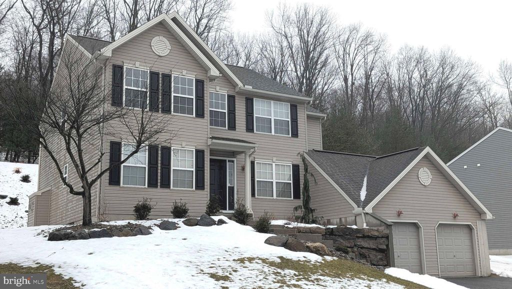 Photo of 107 Chestnut Ridge Drive, ORWIGSBURG, PA 17961 (MLS # PASK2025598)