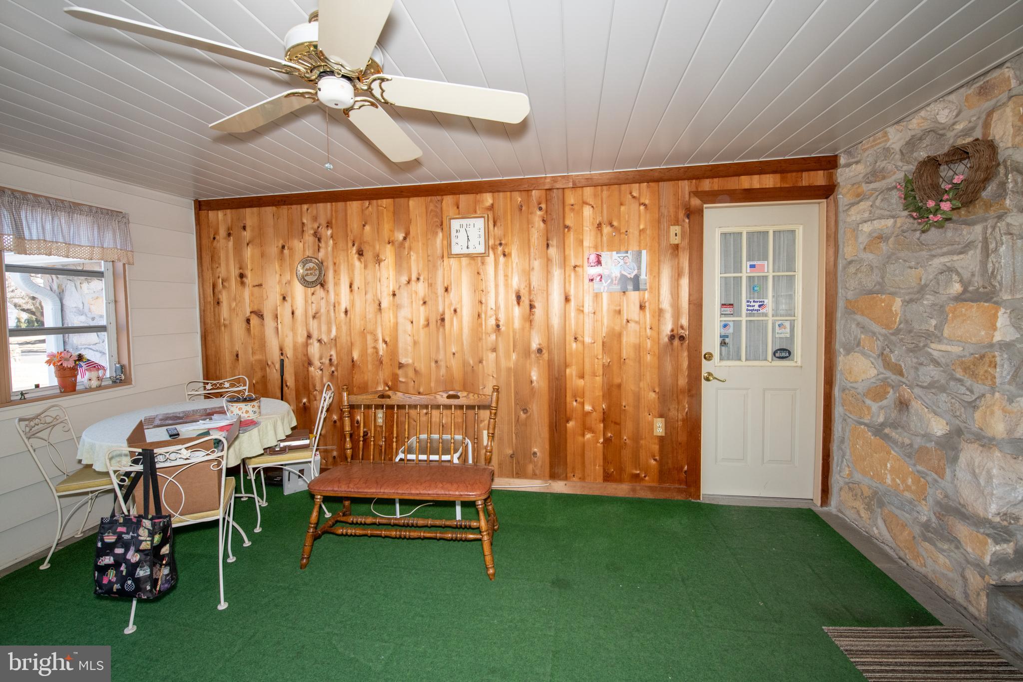 HUNTINGDON VALLEY - Residential