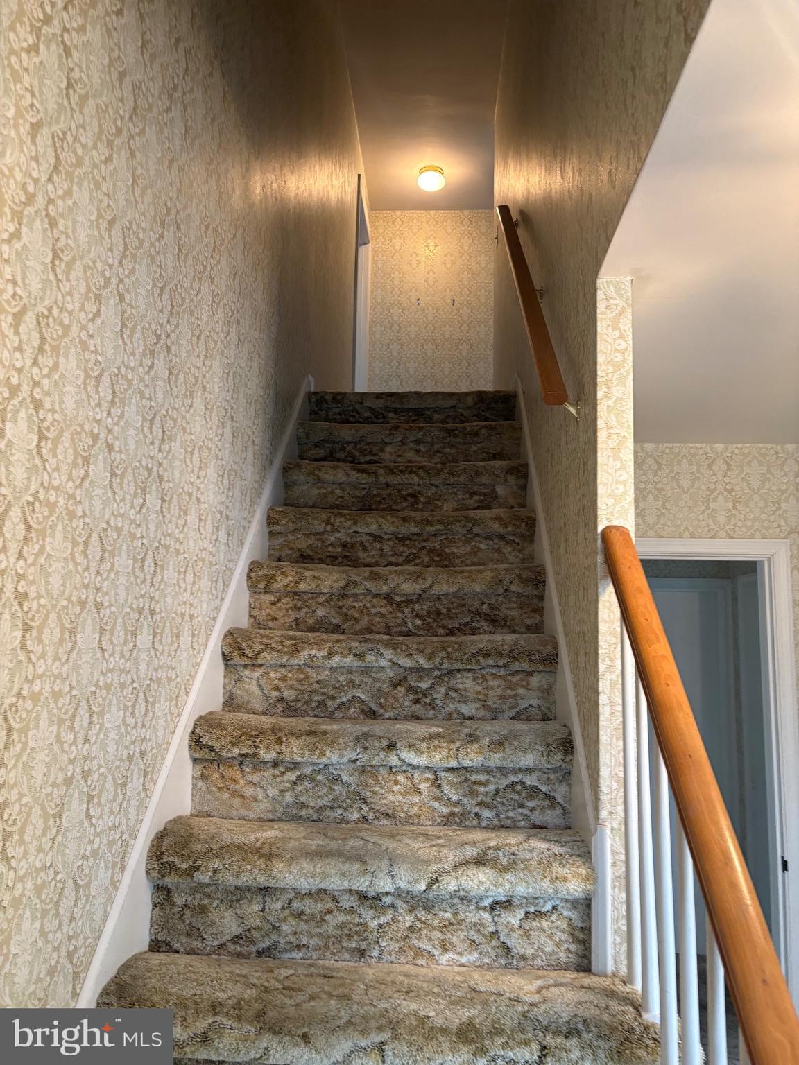 HUNTINGDON VALLEY - Residential