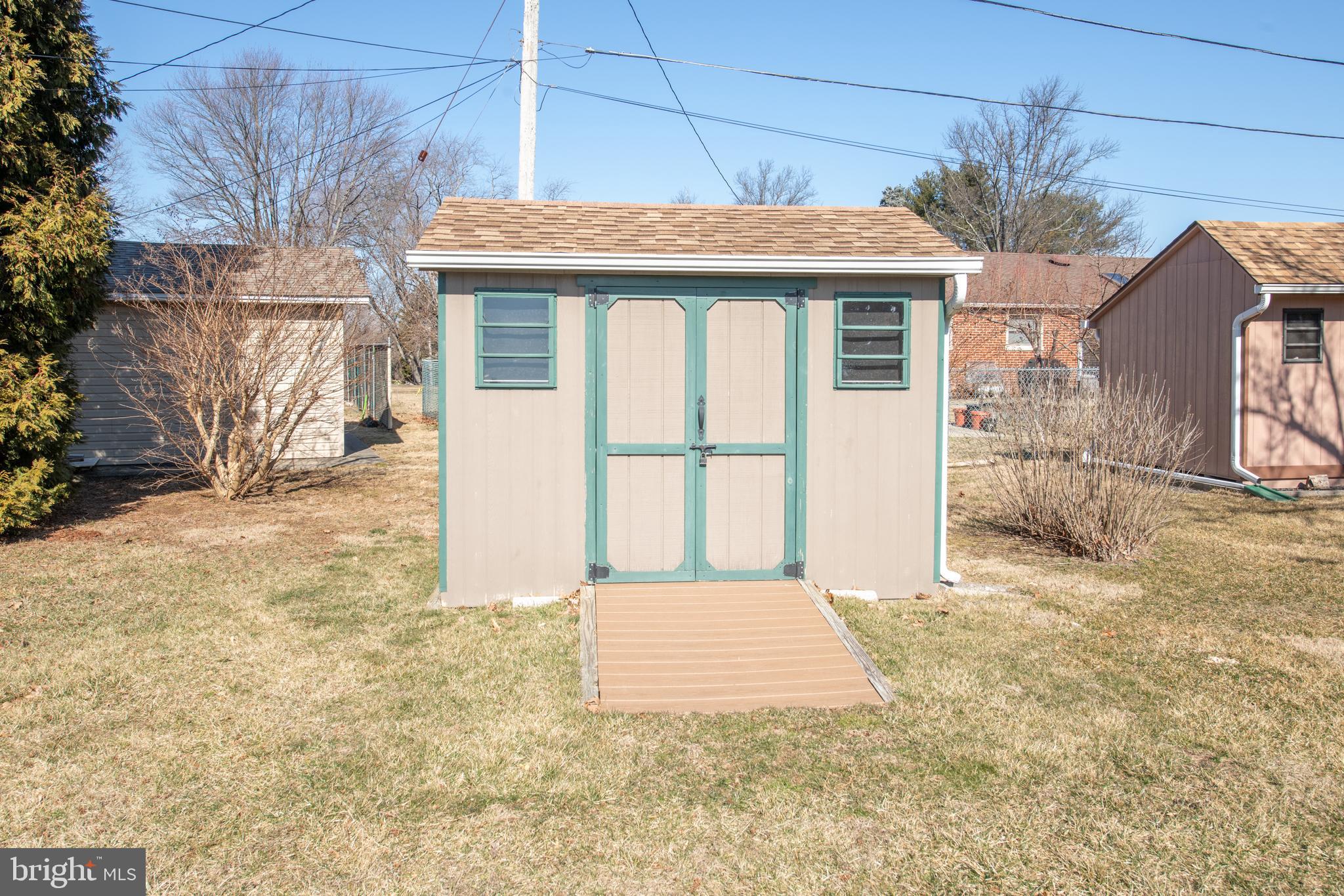 HUNTINGDON VALLEY - Residential