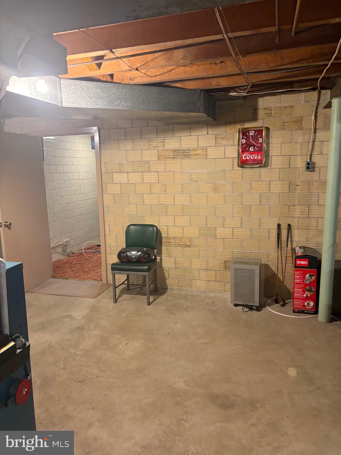 HUNTINGDON VALLEY - Residential