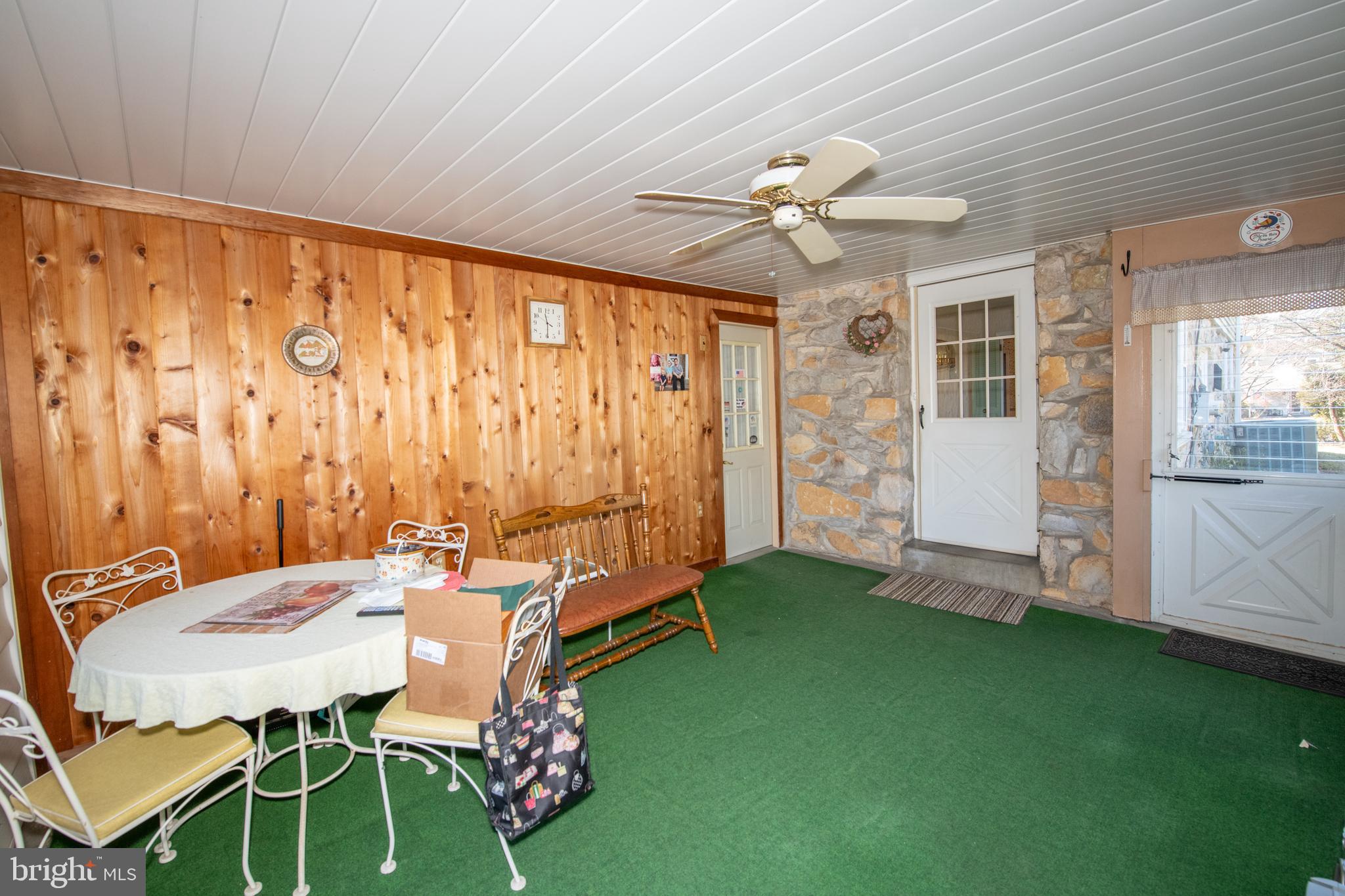 HUNTINGDON VALLEY - Residential