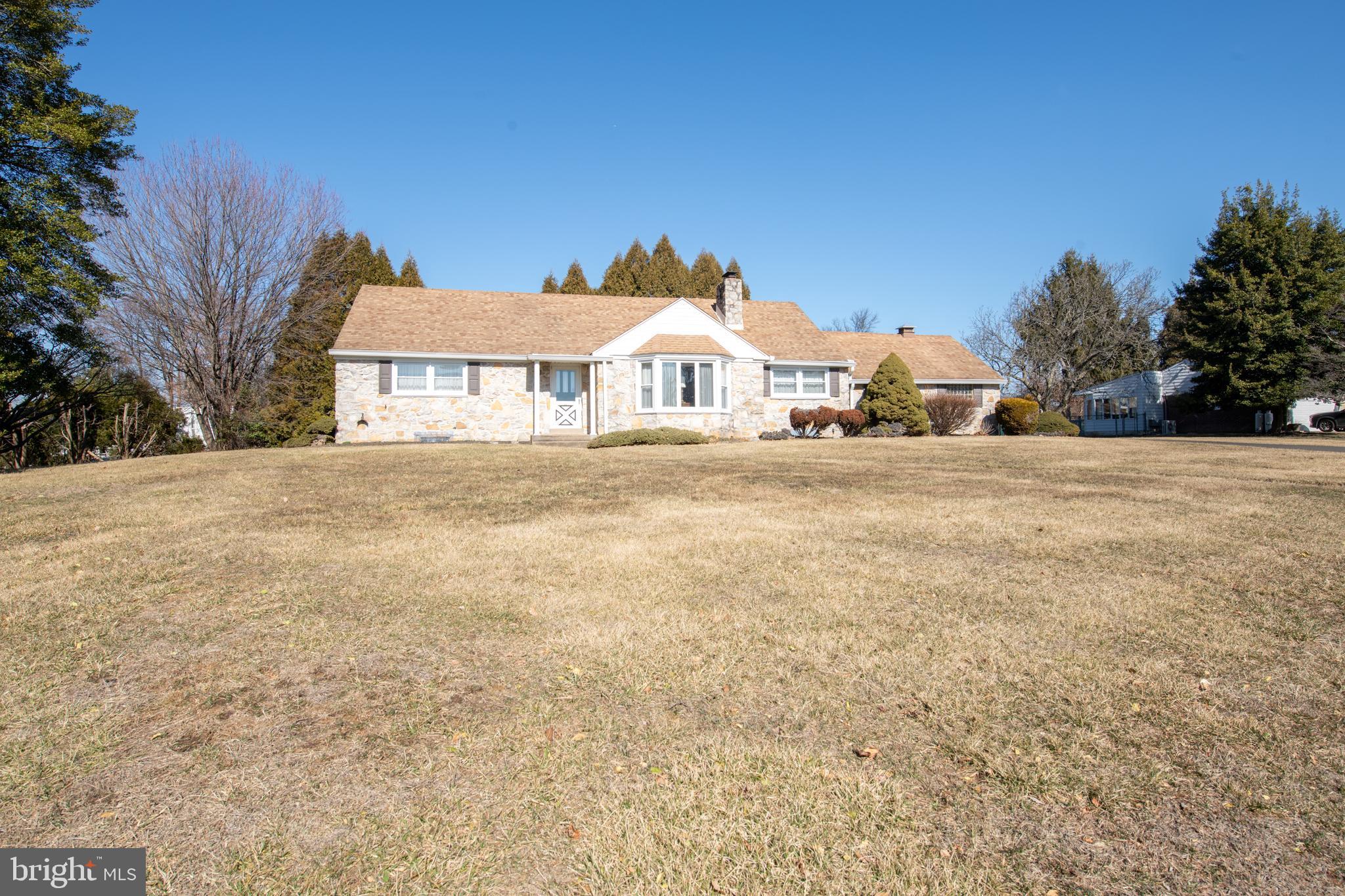 HUNTINGDON VALLEY - Residential
