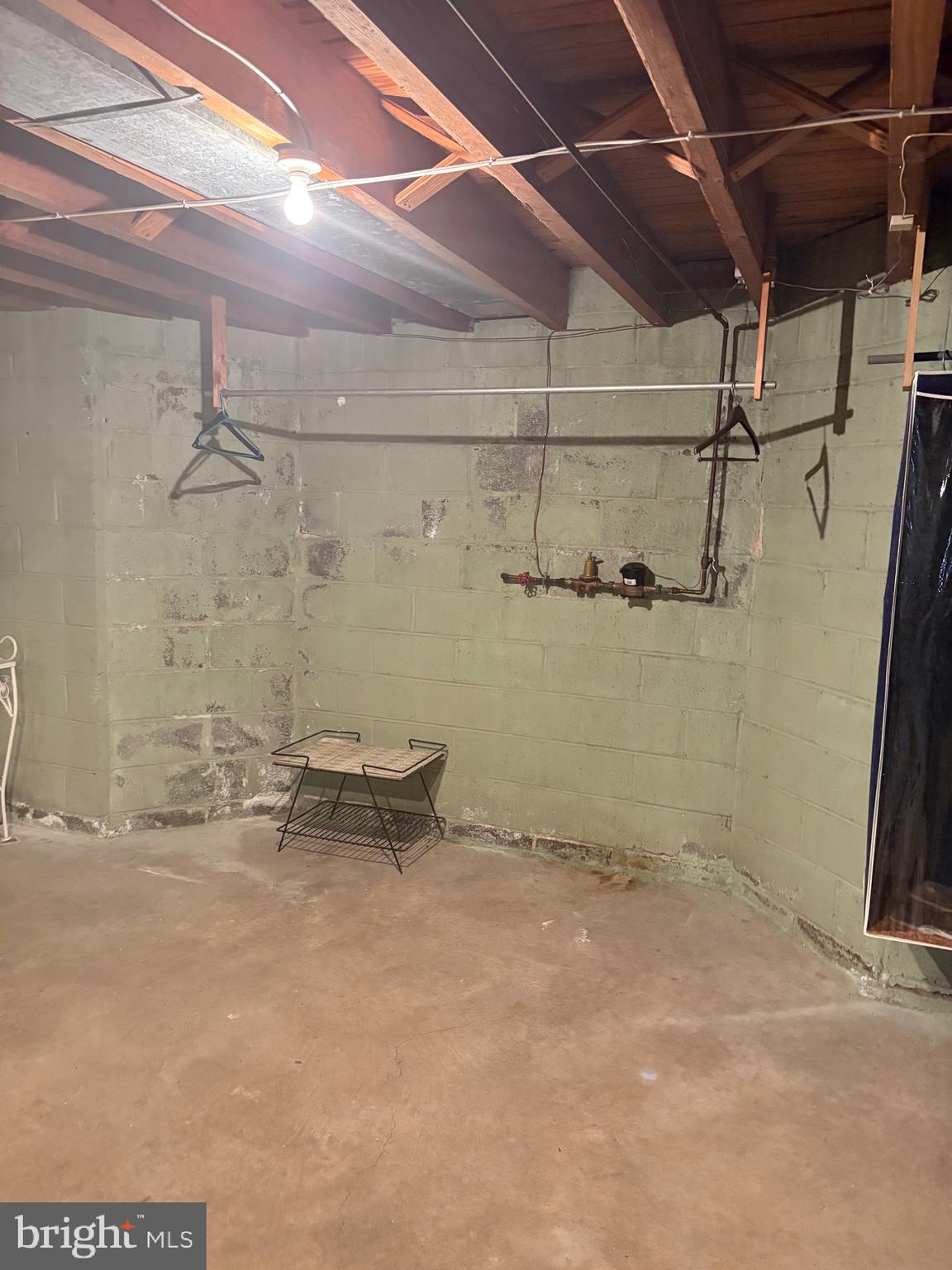 HUNTINGDON VALLEY - Residential