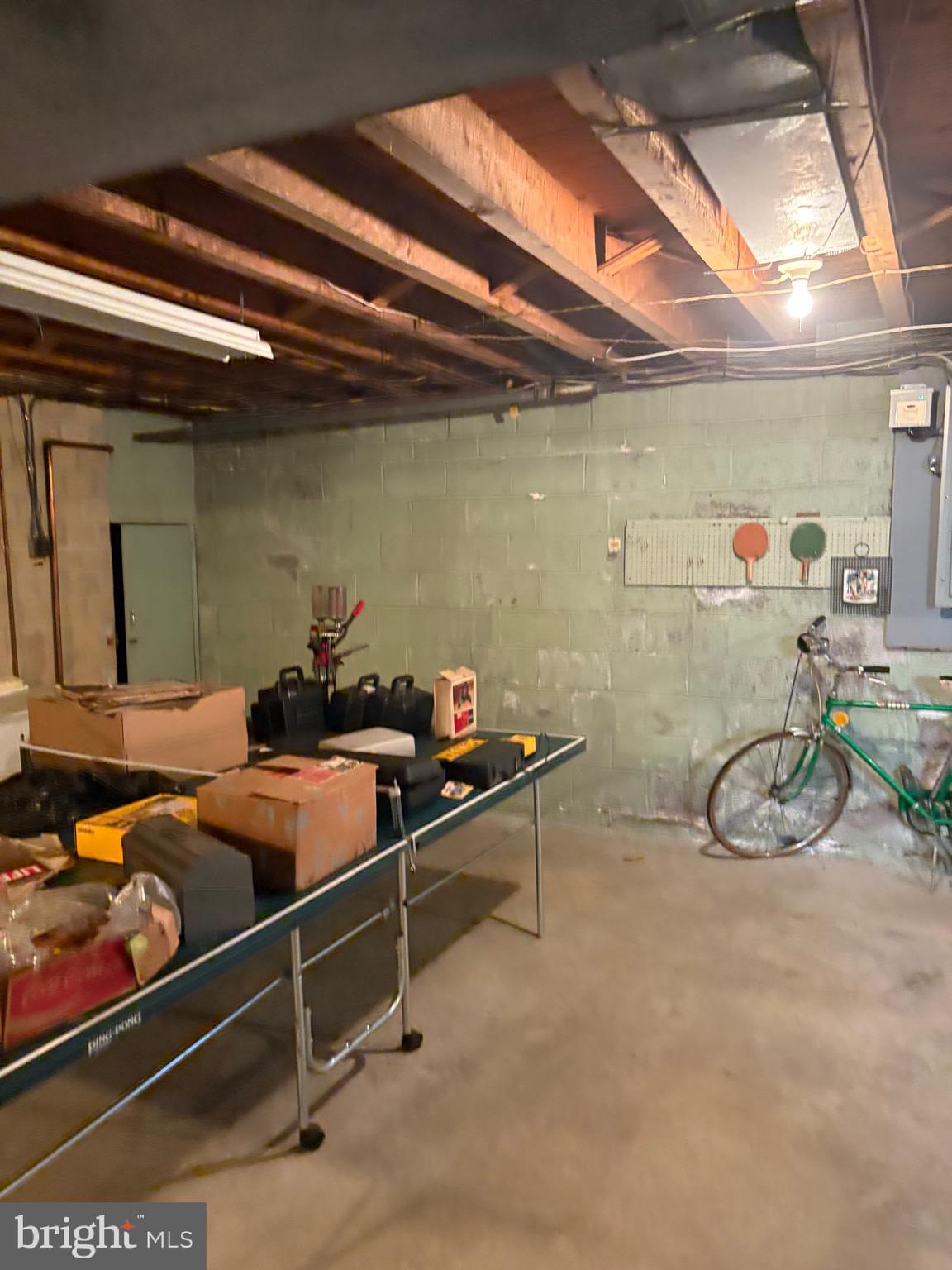 HUNTINGDON VALLEY - Residential