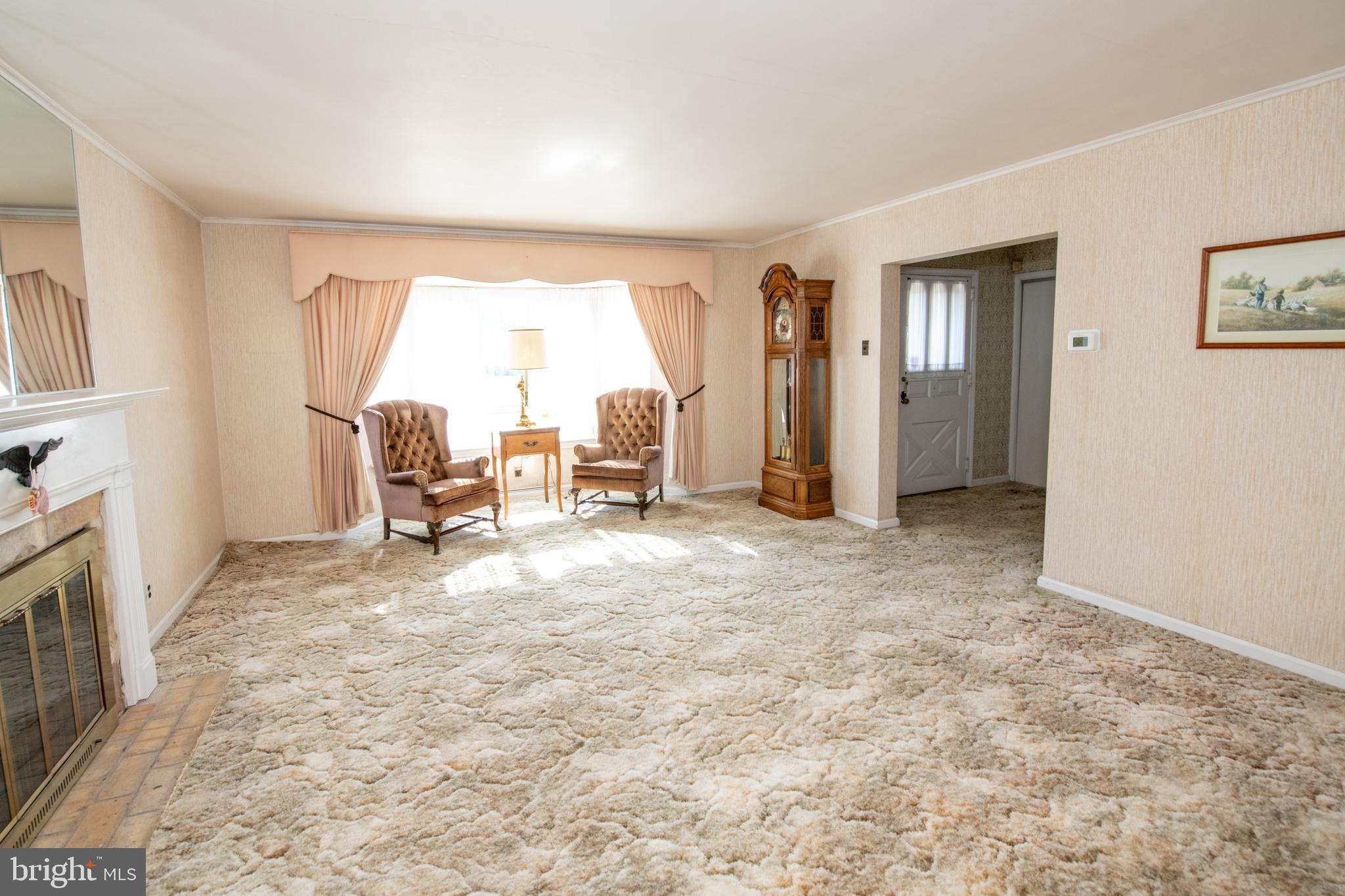 HUNTINGDON VALLEY - Residential