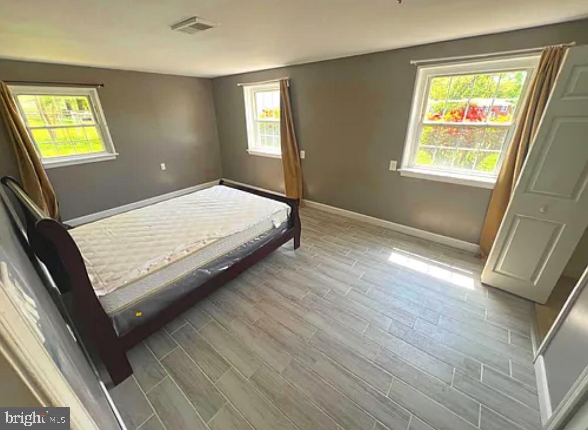 DALE CITY - Residential Lease