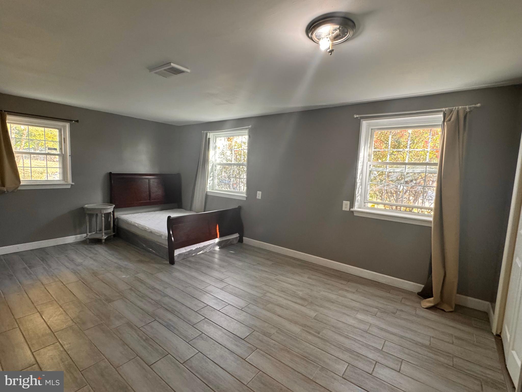 DALE CITY - Residential Lease