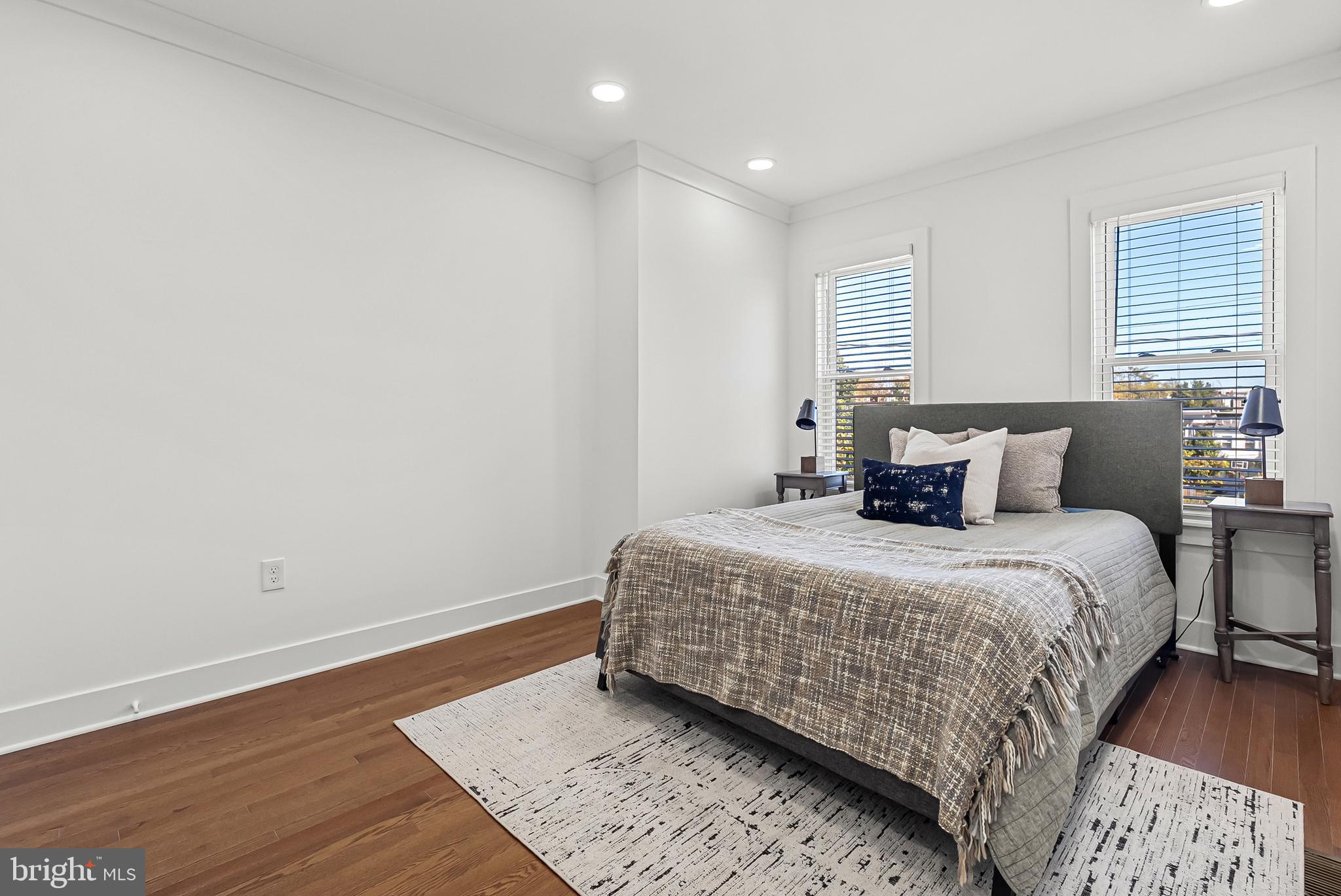 BROADWAY EAST - Residential