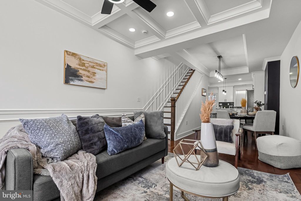 Photo of 1315 N Montford Avenue, BALTIMORE, MD 21213 (MLS # MDBA2187872)