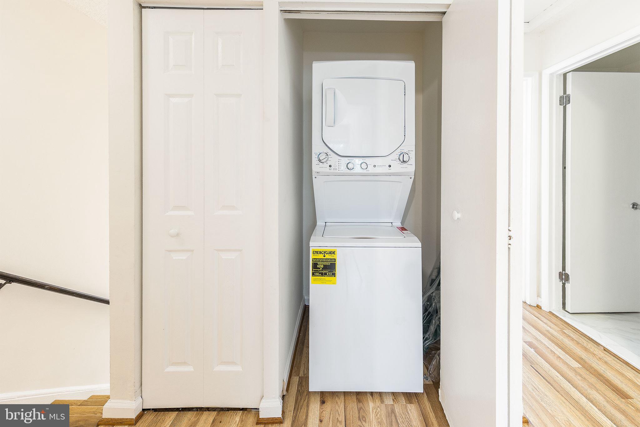 RESTON - Residential Lease