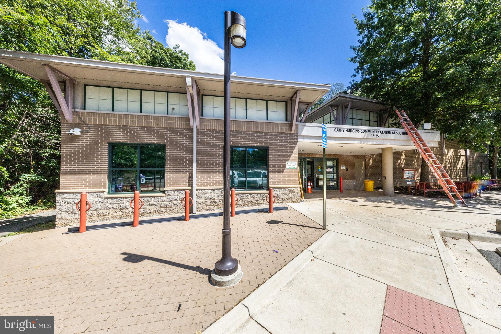 RESTON - Residential Lease