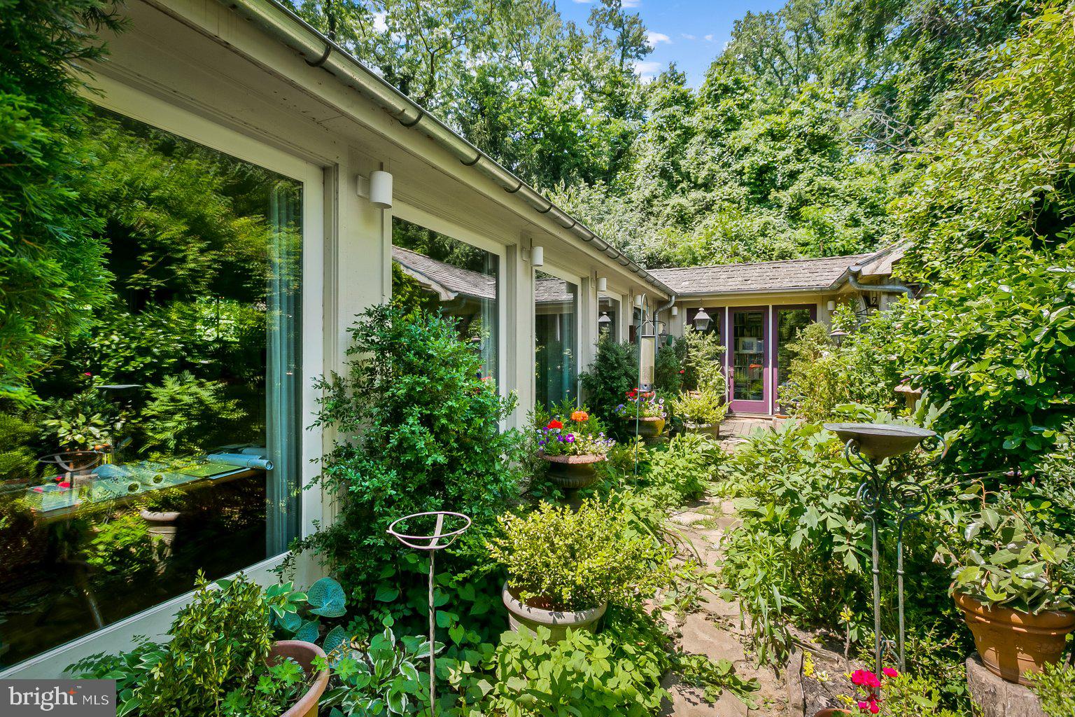 OVERLOOK - Residential