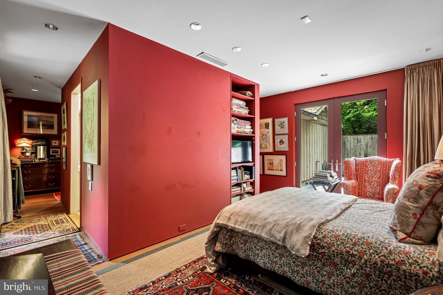 OVERLOOK - Residential