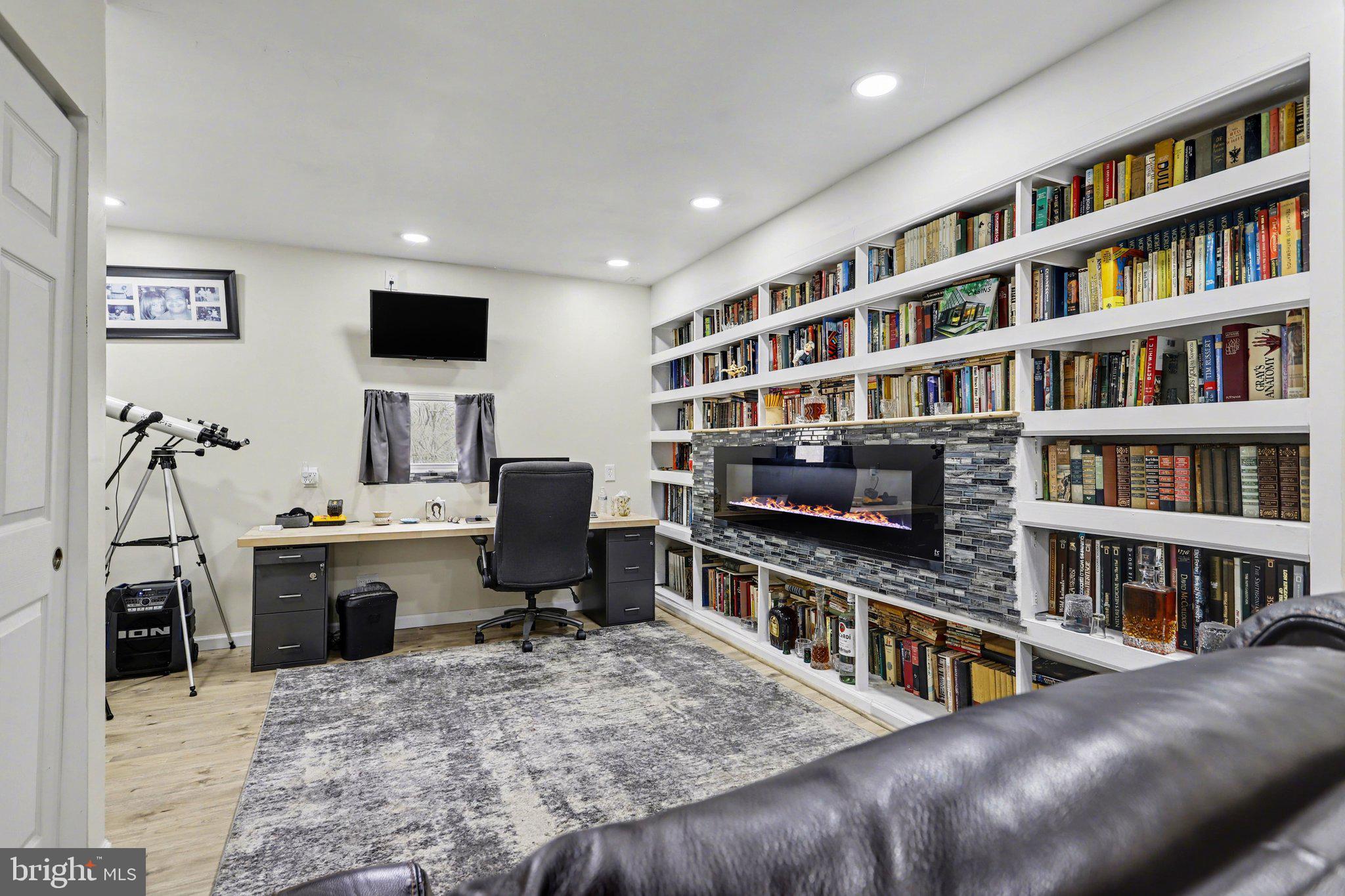 NONE, RURAL - Residential