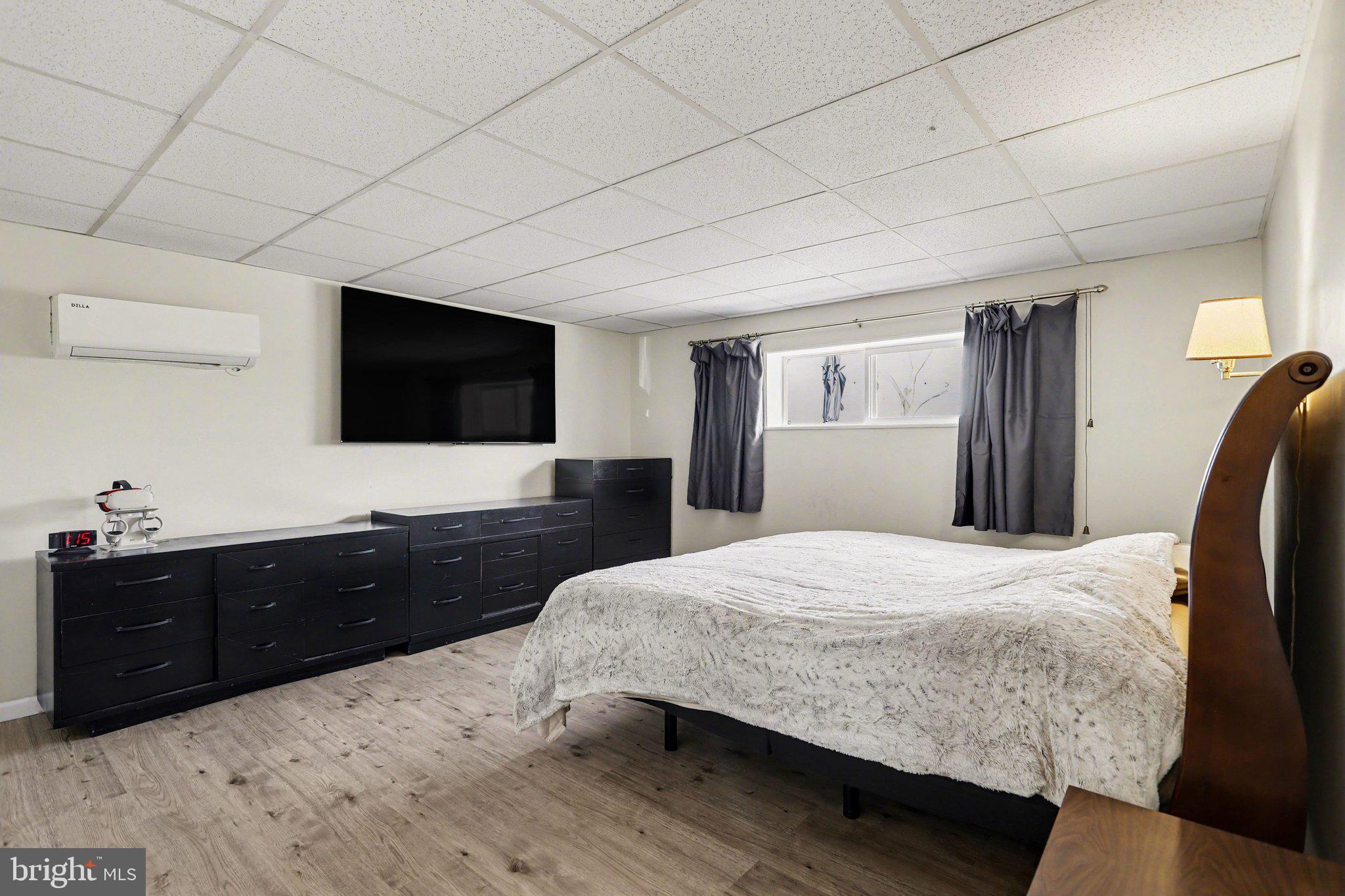 NONE, RURAL - Residential