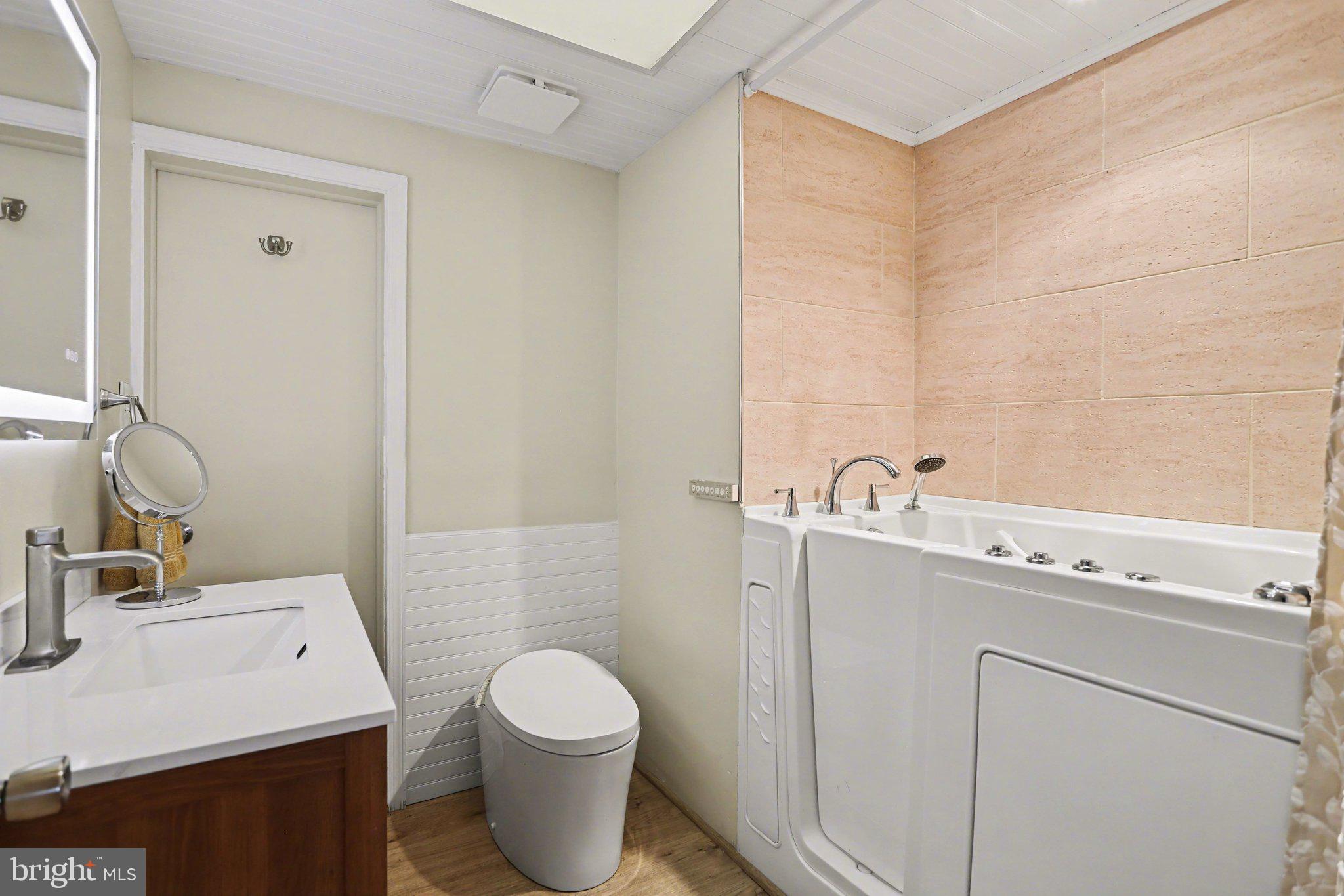 NONE, RURAL - Residential