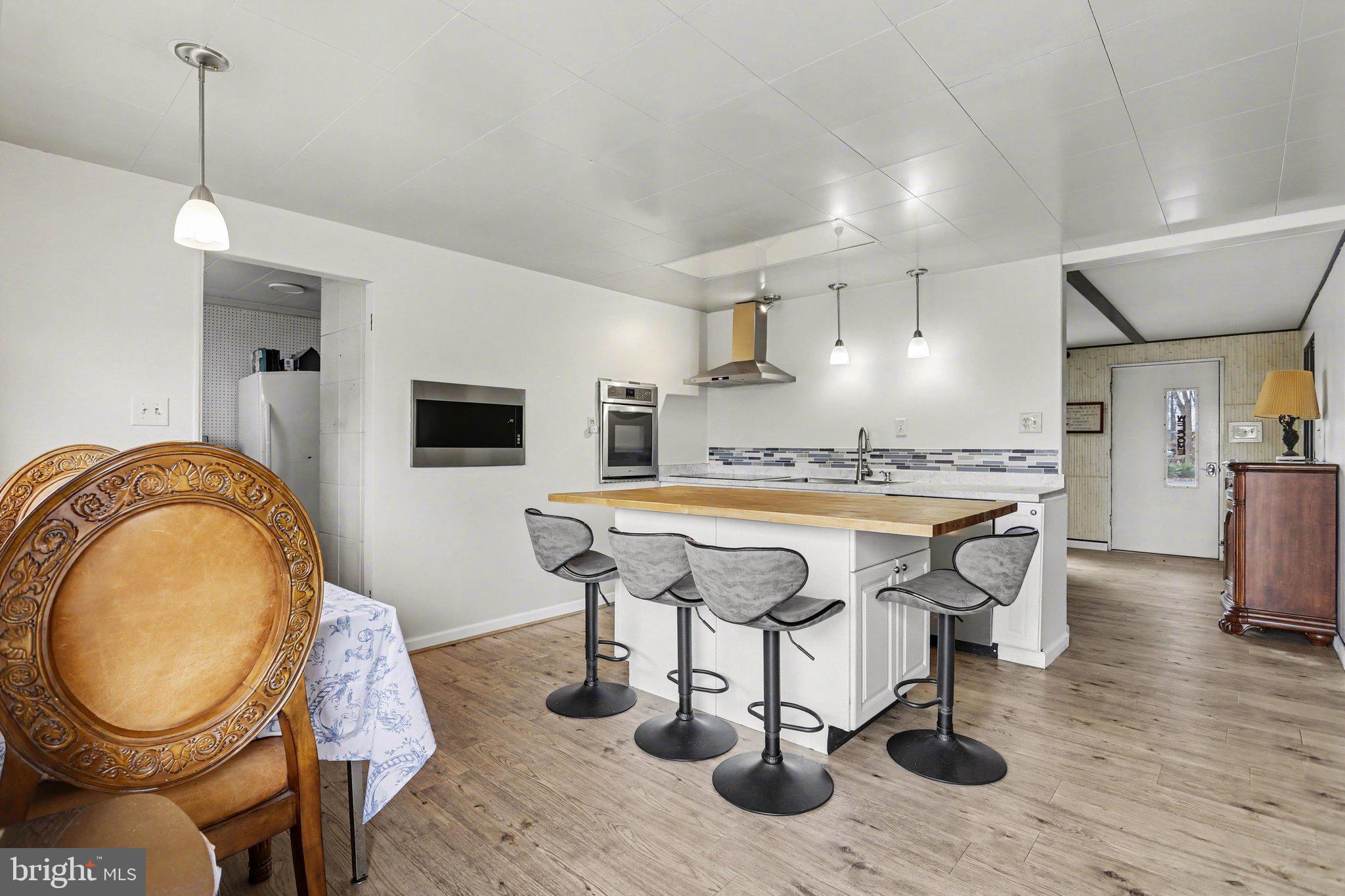 NONE, RURAL - Residential