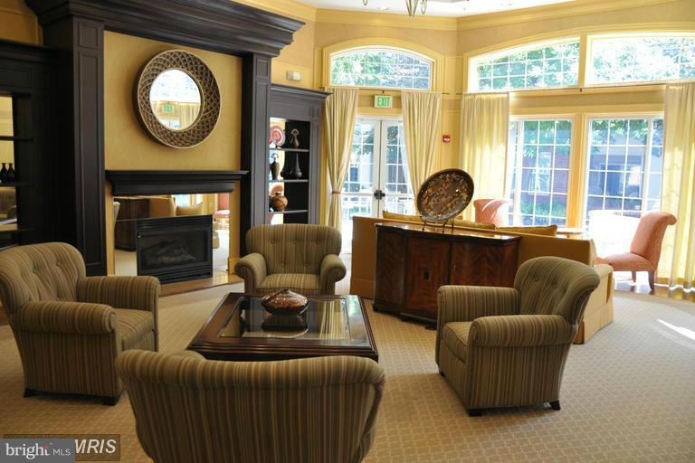 HIGH VIEW AT HUNT VALLEY - Residential Lease