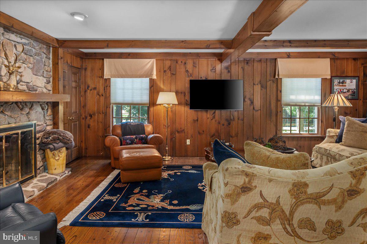 CEDAR GLEN - Residential