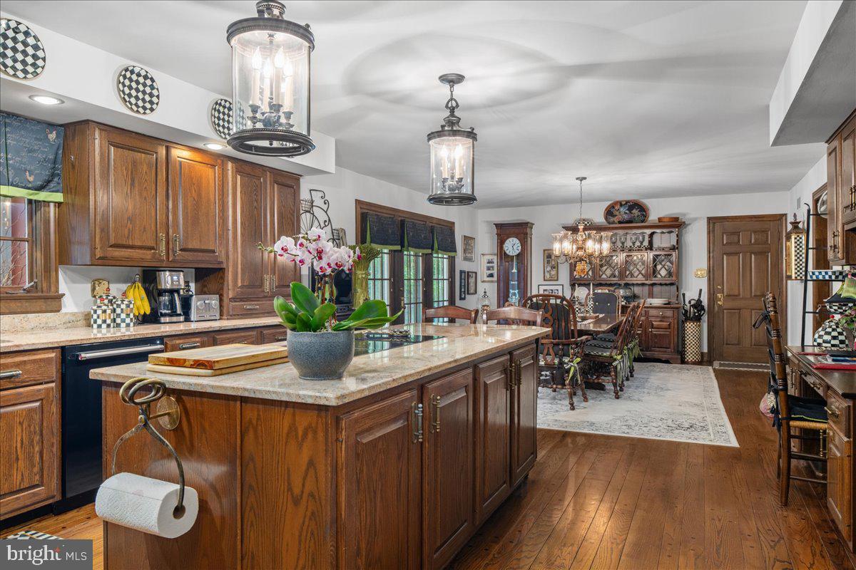 CEDAR GLEN - Residential