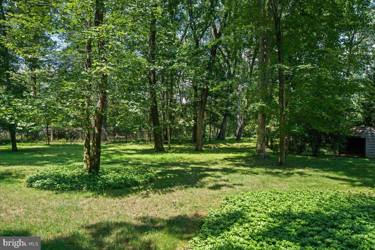 CEDAR GLEN - Residential