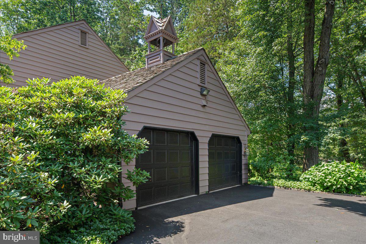 103 CEDAR GLEN DRIVE