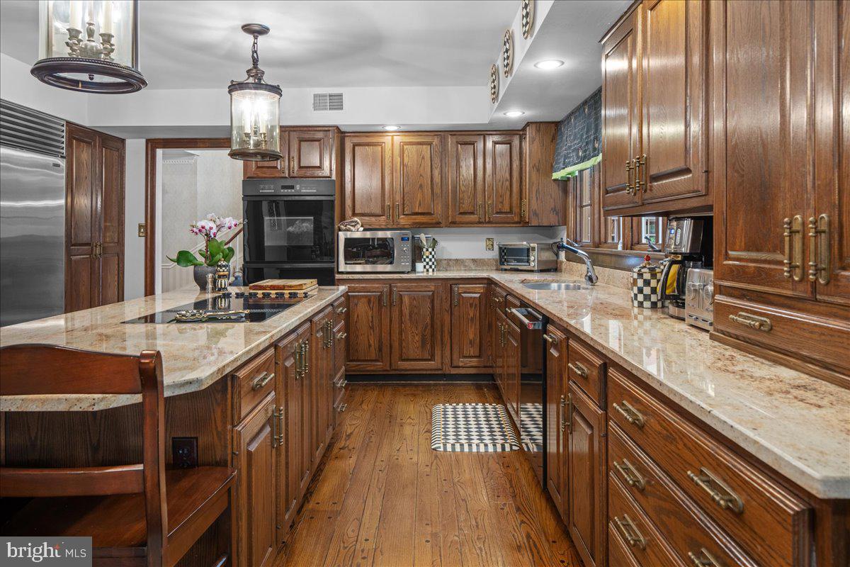 CEDAR GLEN - Residential