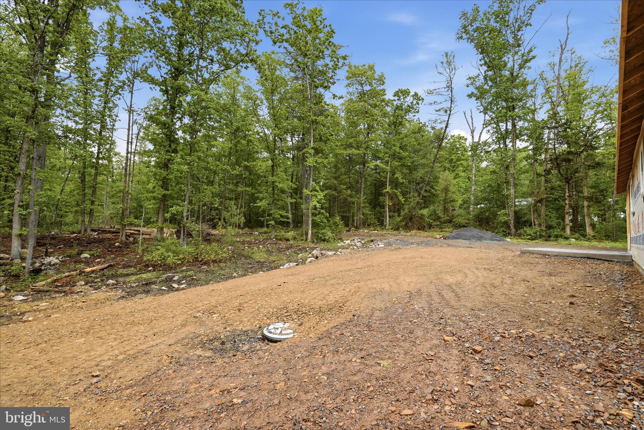 FOREST EDGE ESTATES - Residential
