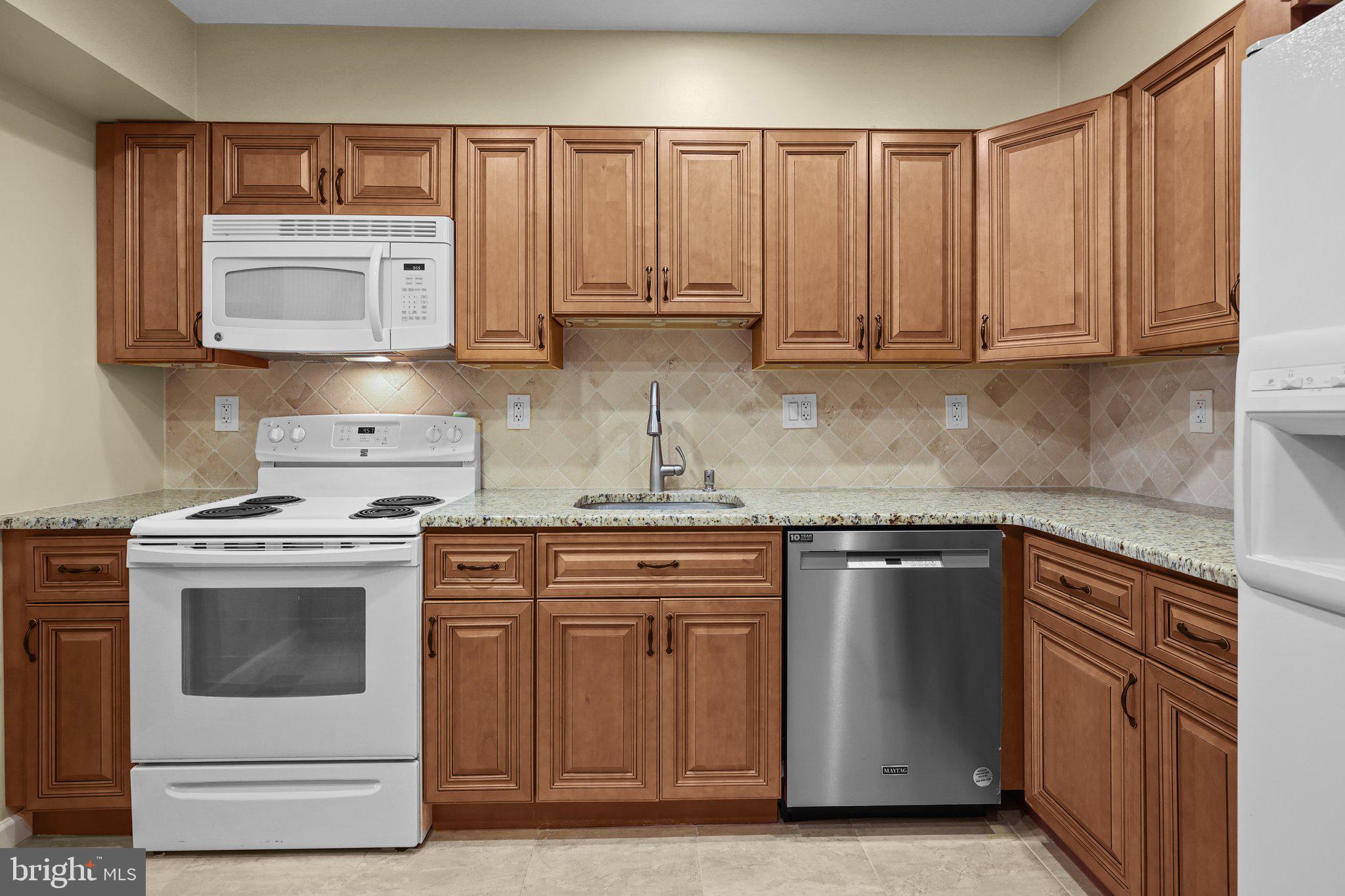 ARROWHEAD - Residential