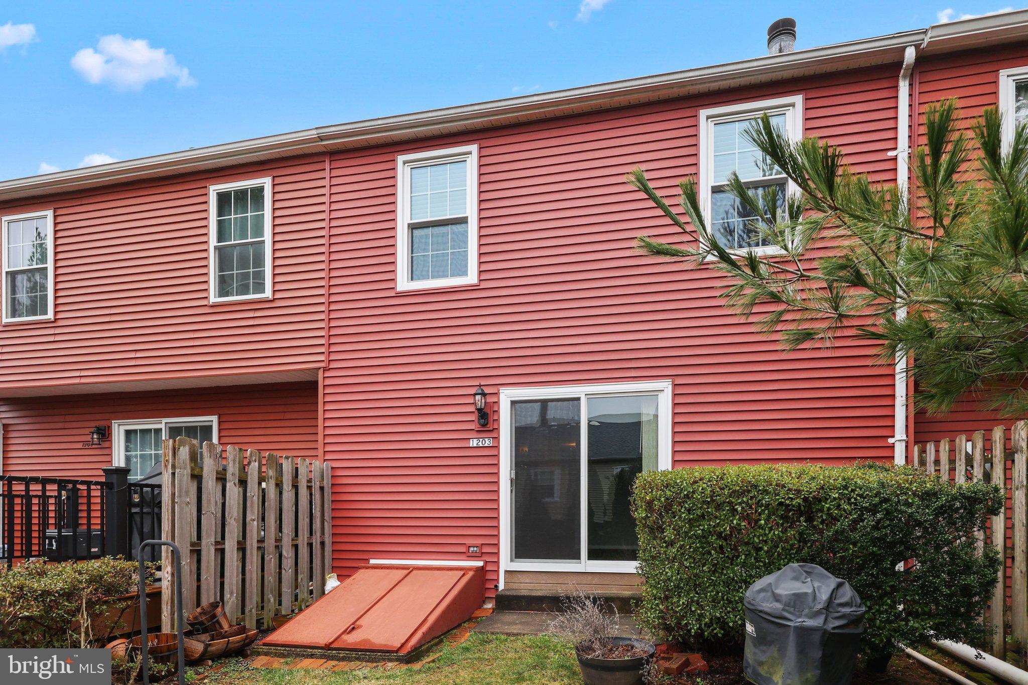 ARROWHEAD - Residential