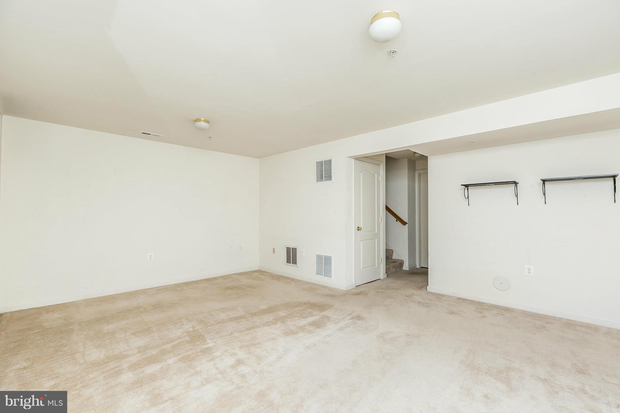 REISTERSTOWN VILLAGE - Residential