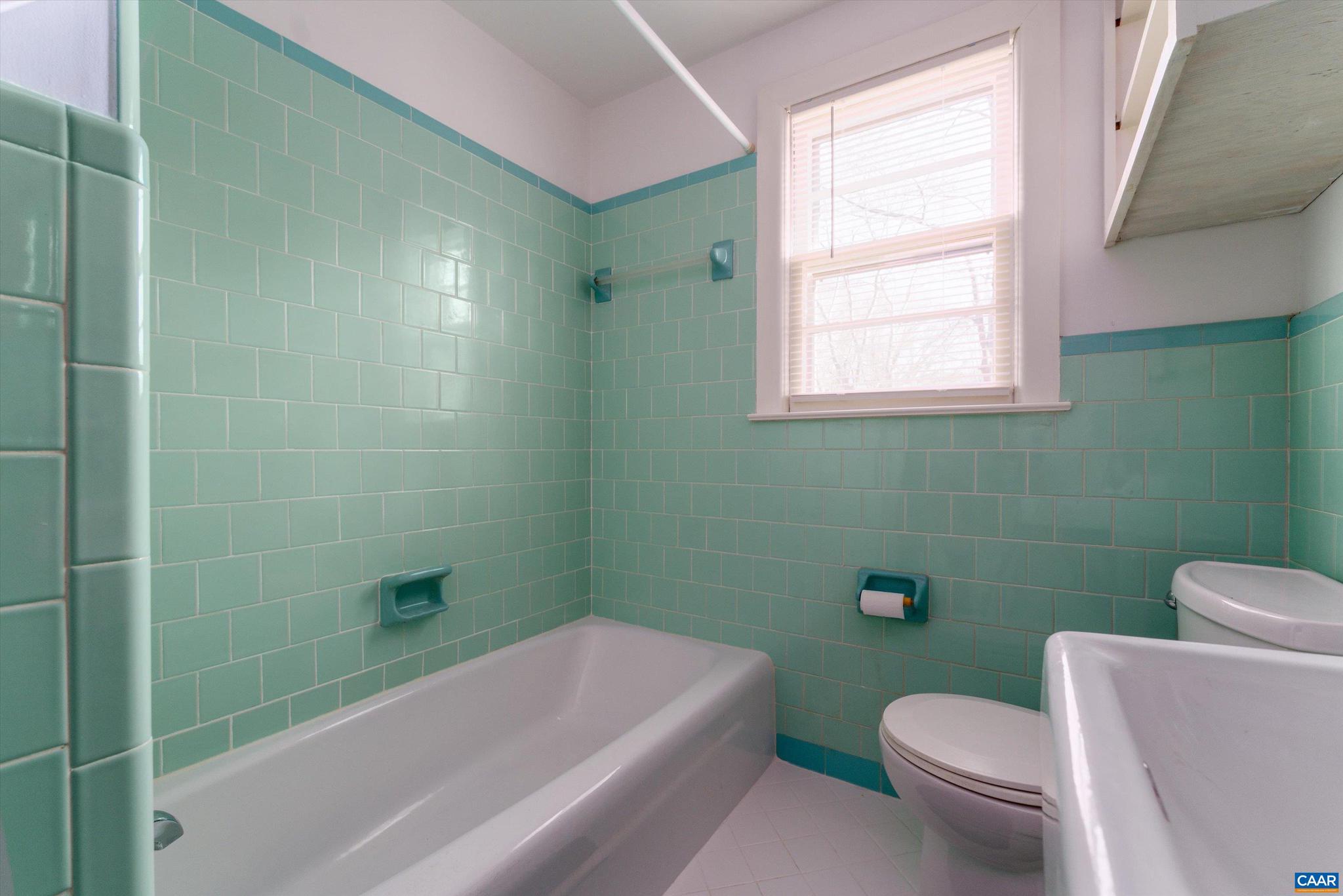 FOREST HILLS - Residential