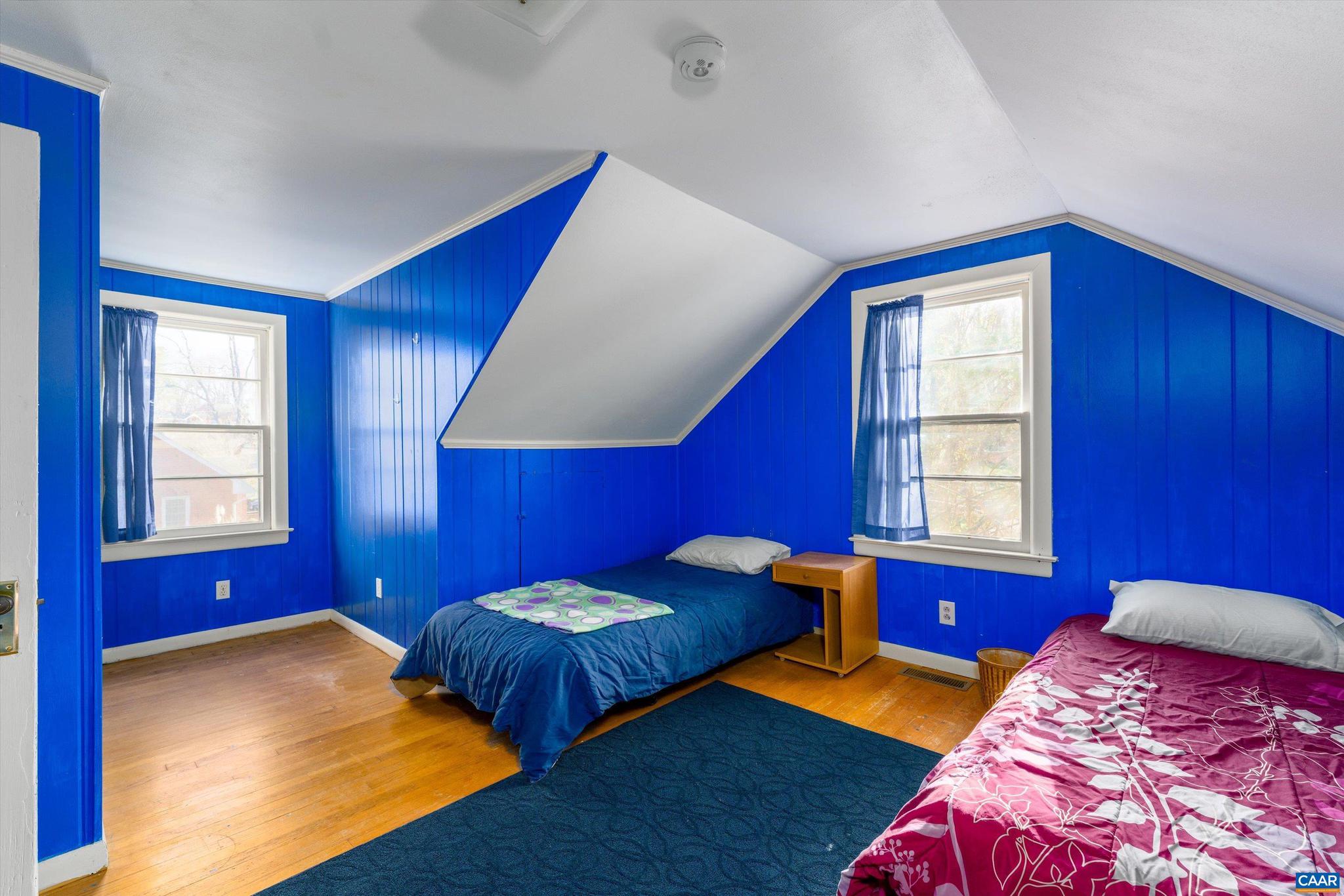 FOREST HILLS - Residential