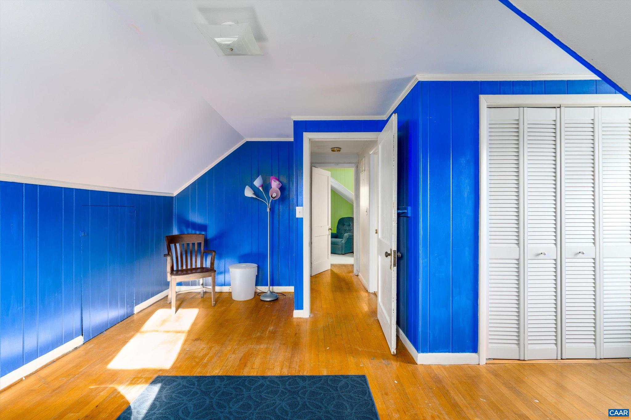 FOREST HILLS - Residential