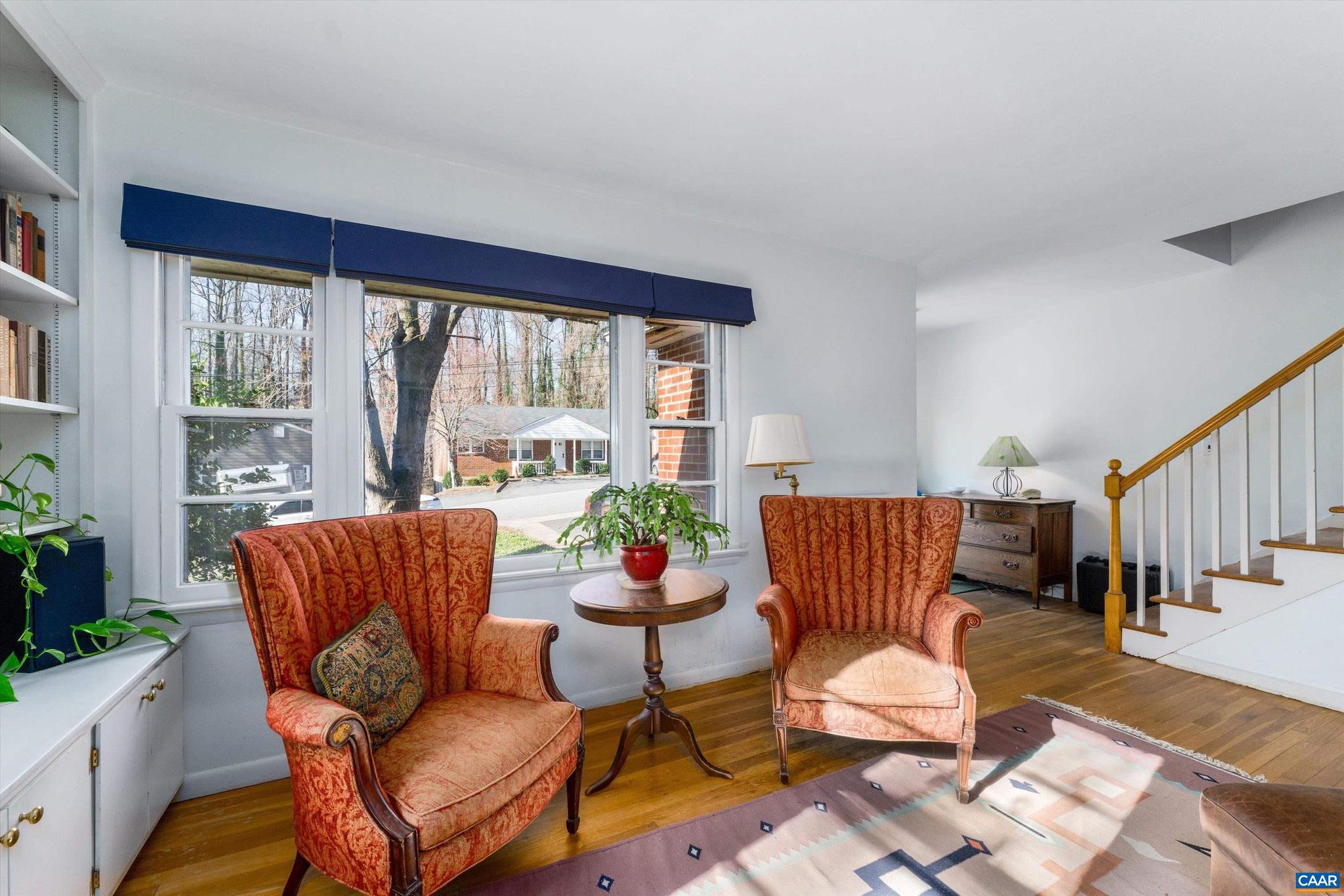 FOREST HILLS - Residential