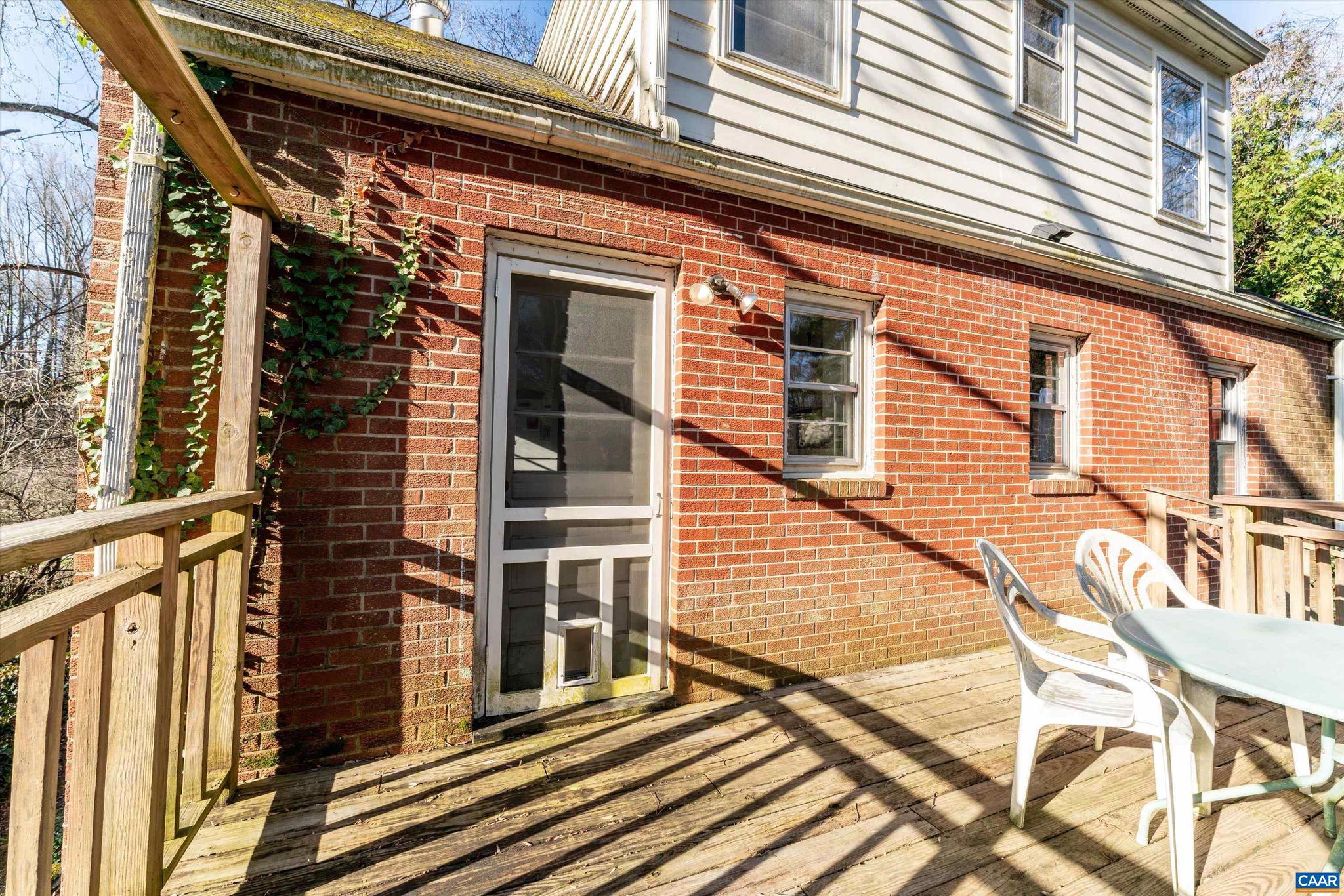 FOREST HILLS - Residential