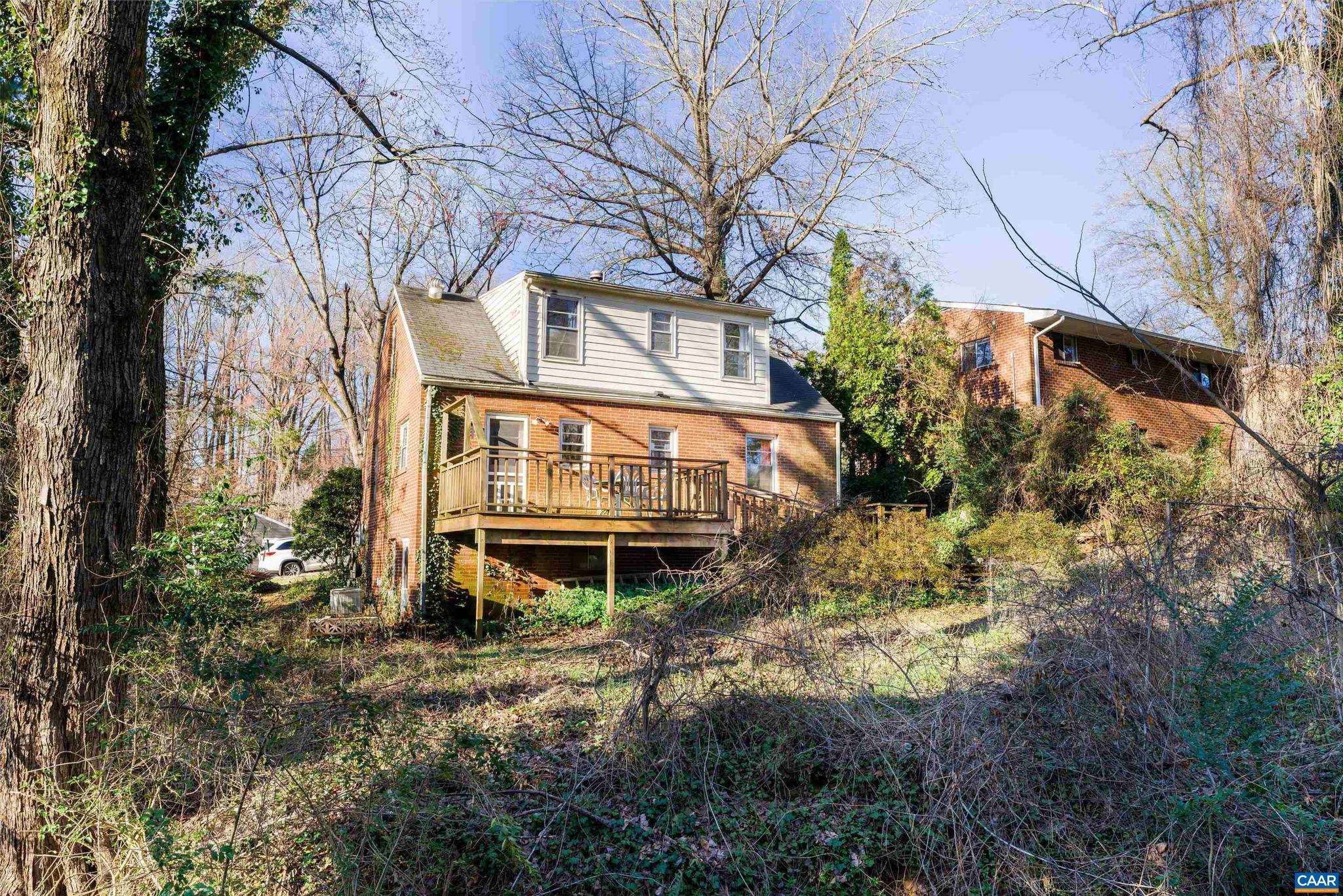 FOREST HILLS - Residential