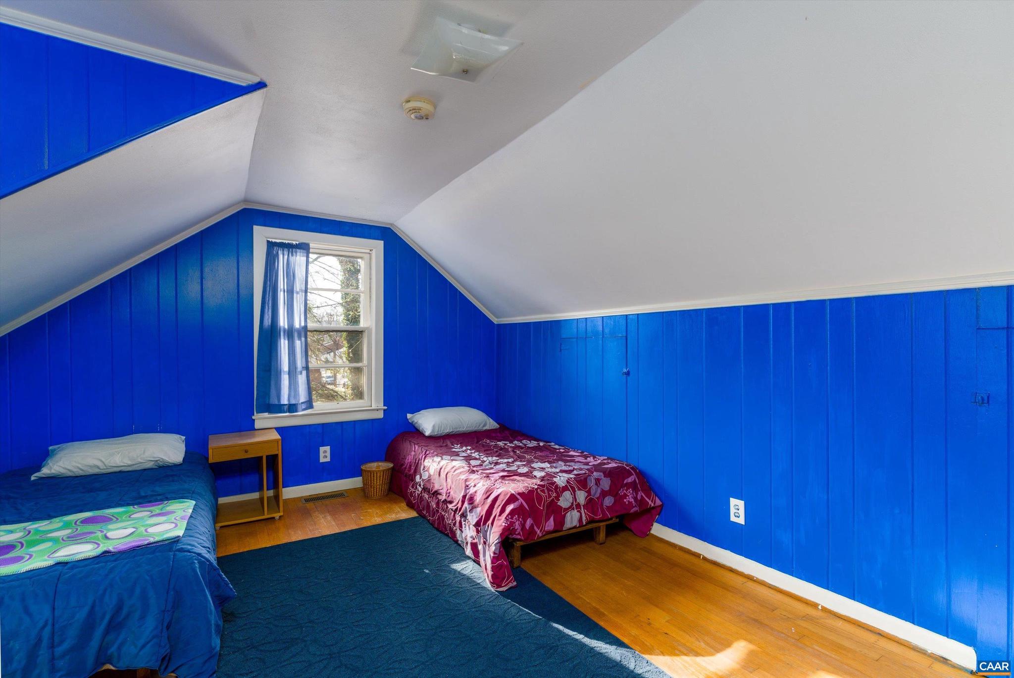 FOREST HILLS - Residential