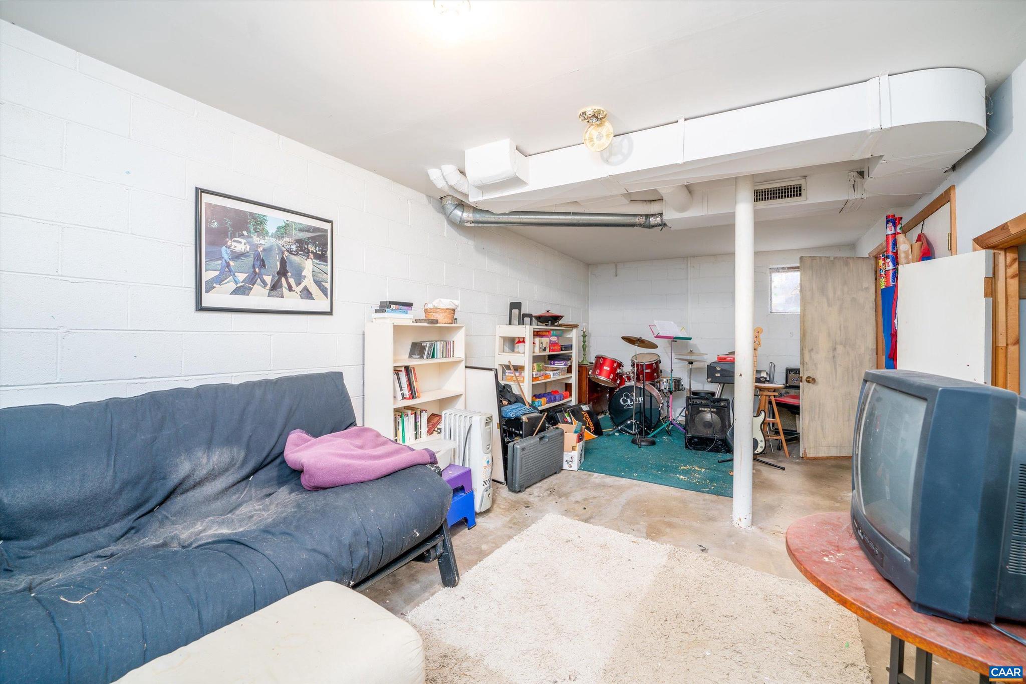 FOREST HILLS - Residential