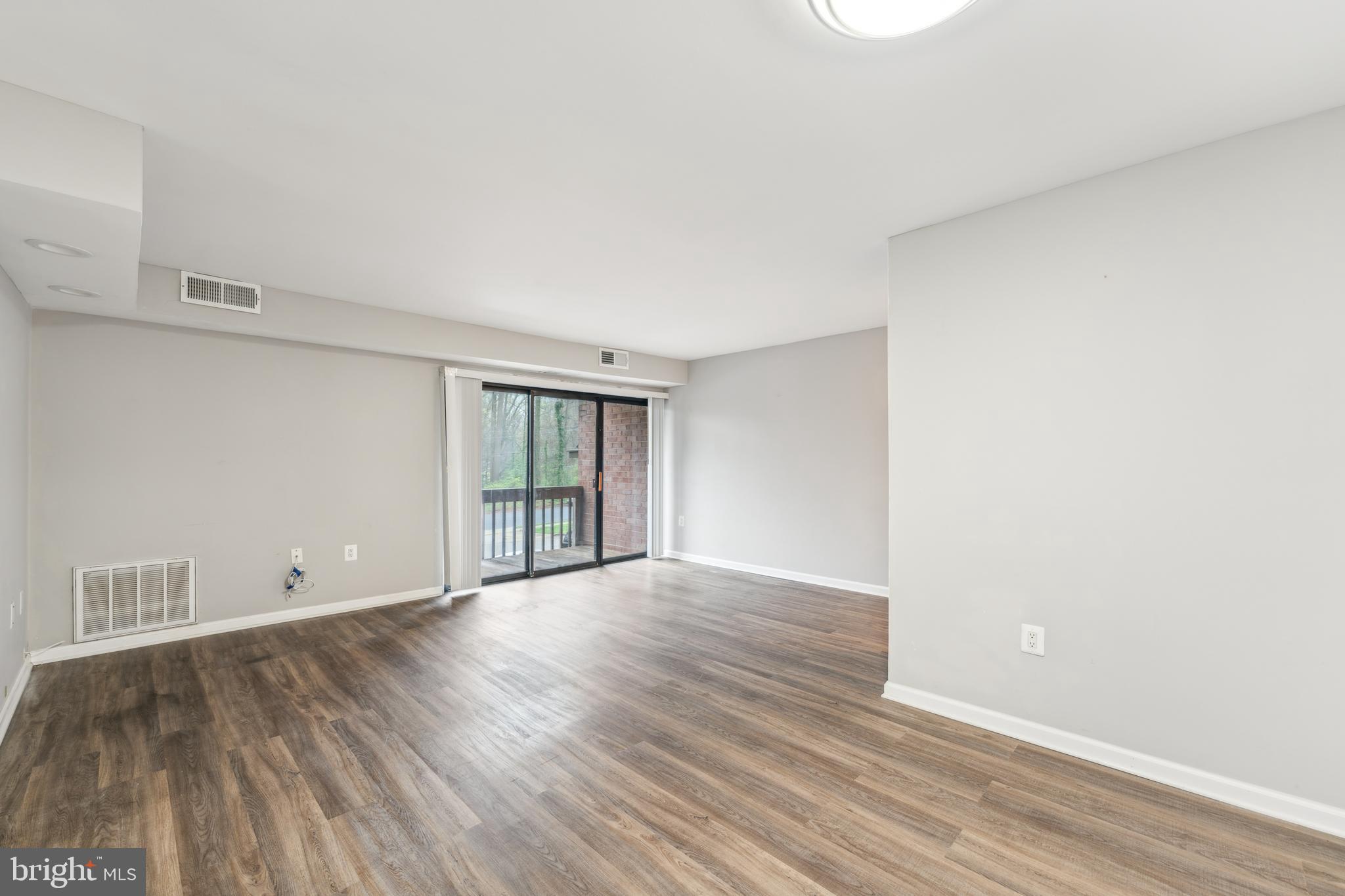 10724 W WEST DRIVE 204