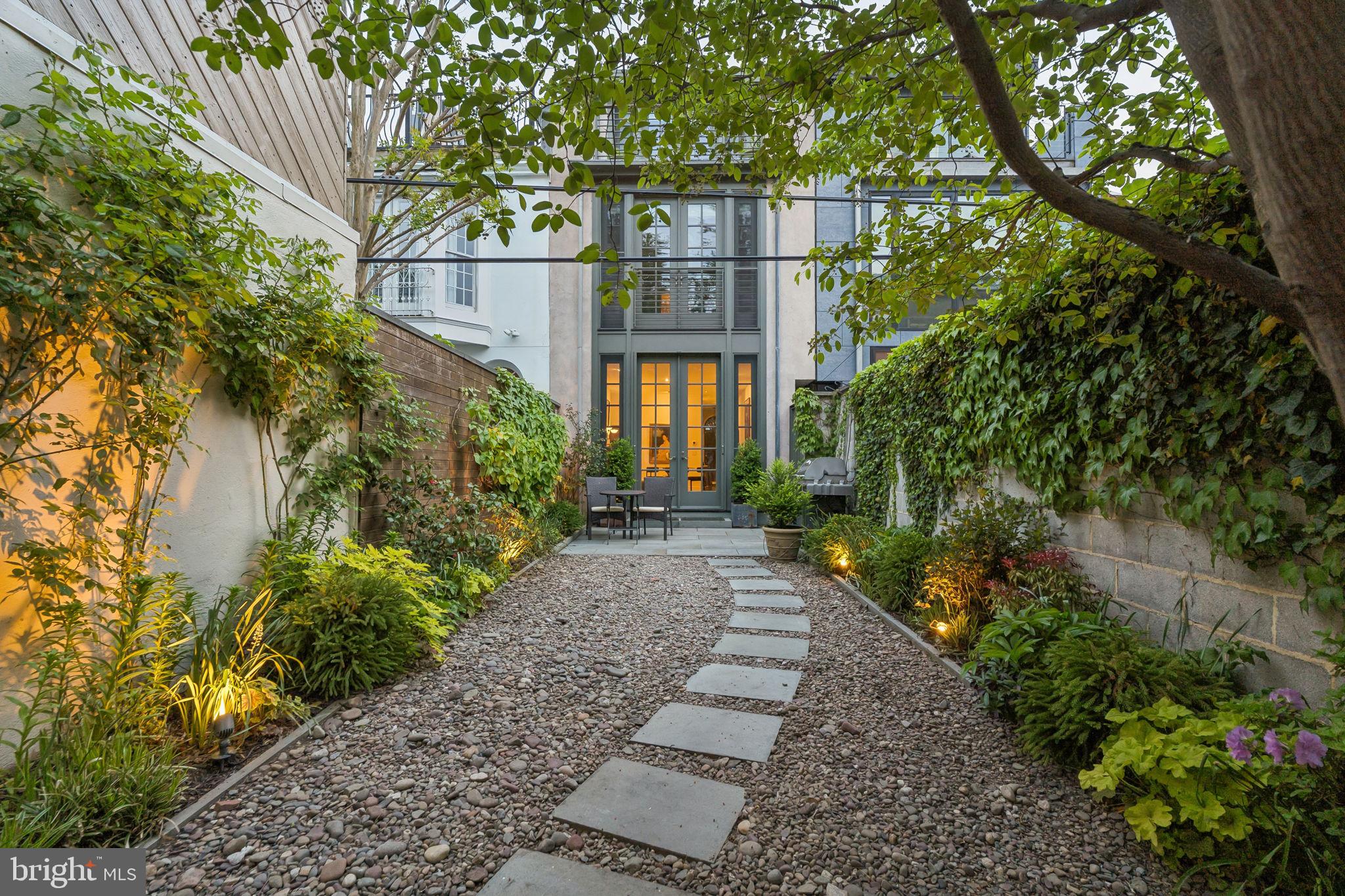 FITLER SQUARE - Residential