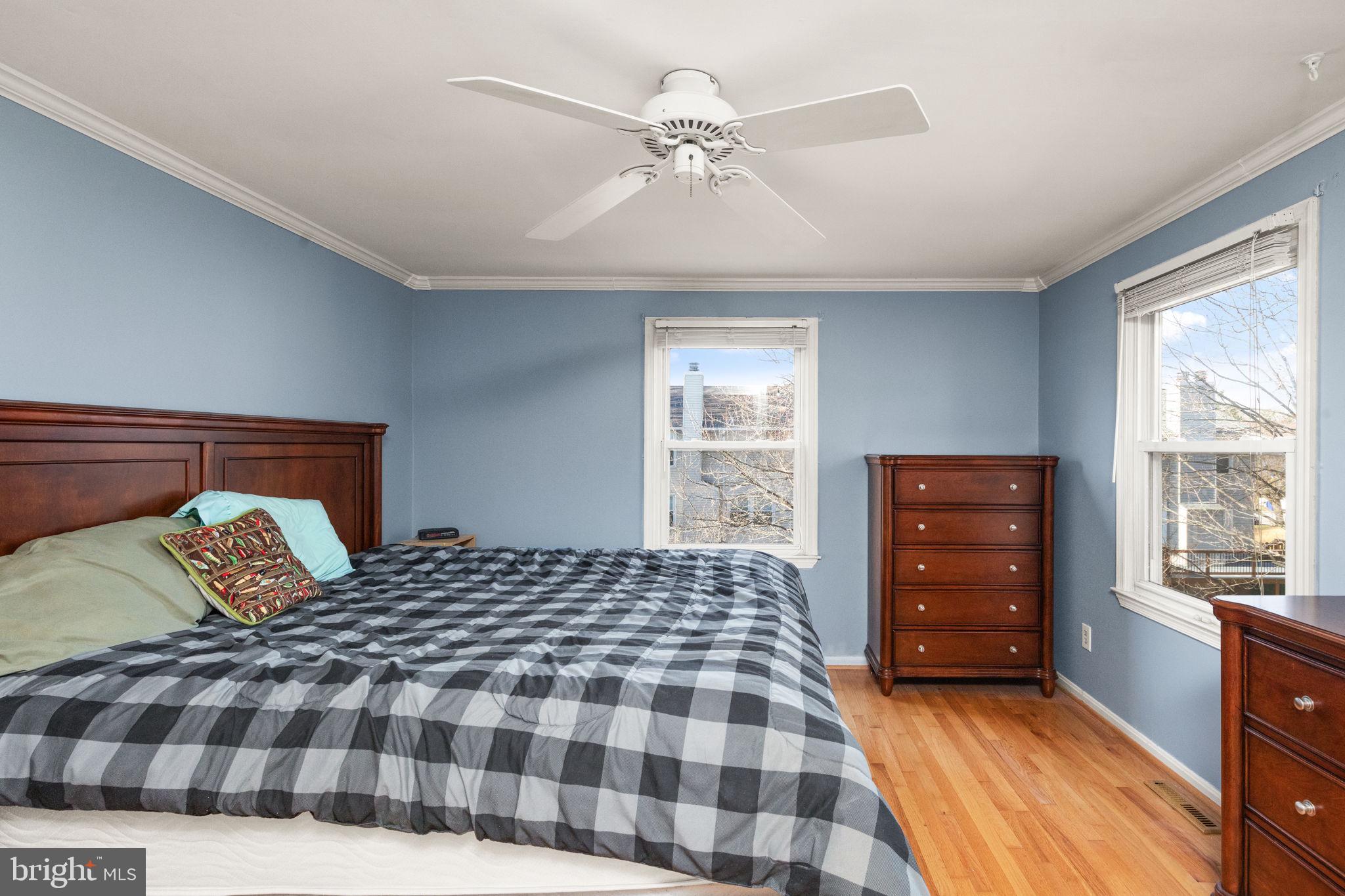 NORTH GATE HALL - Residential