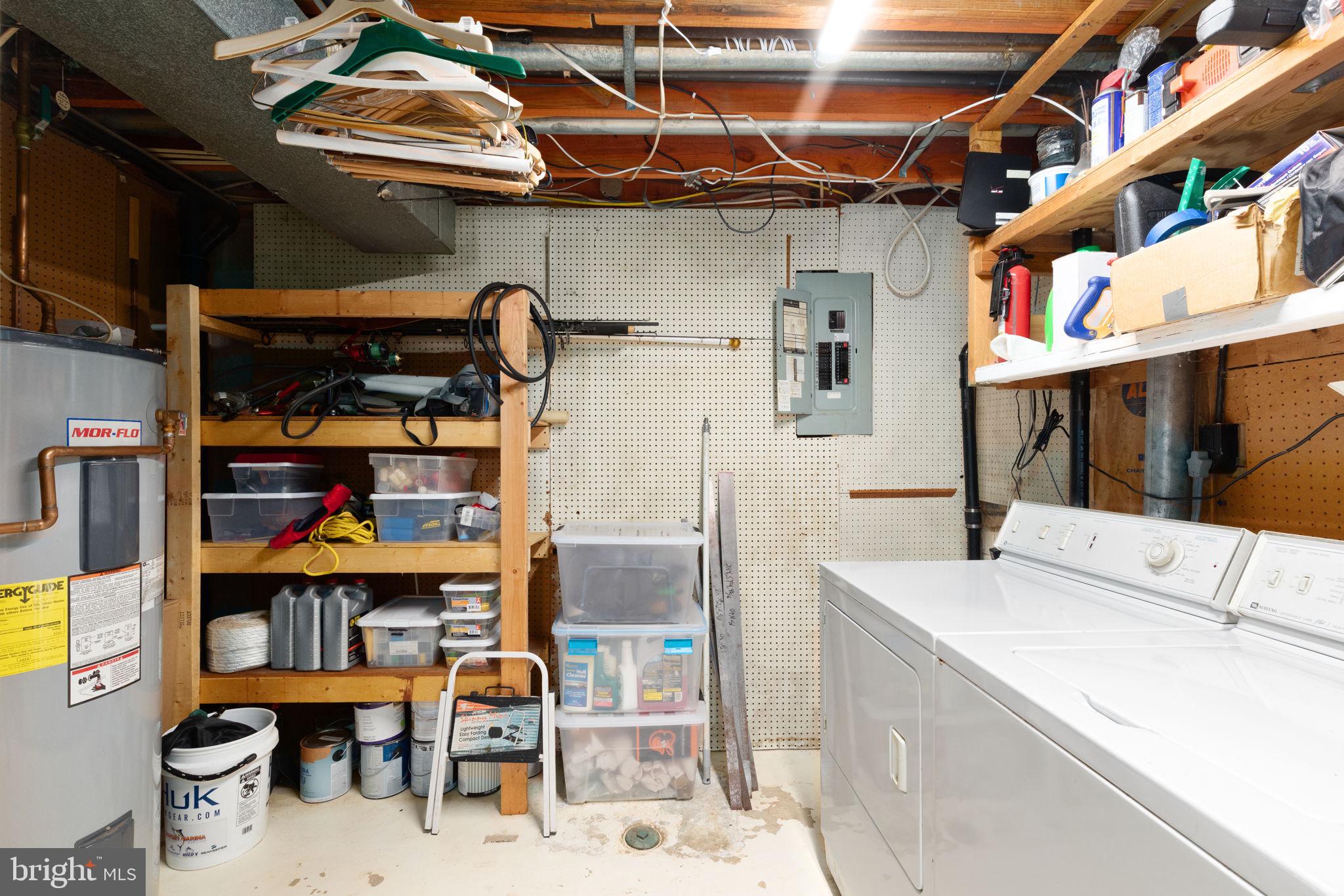 NORTH GATE HALL - Residential