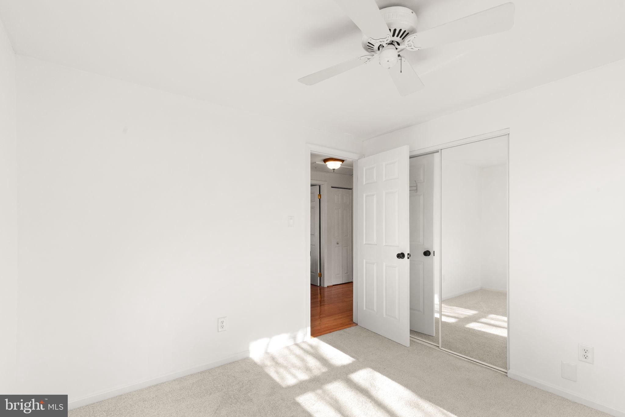 NORTH GATE HALL - Residential