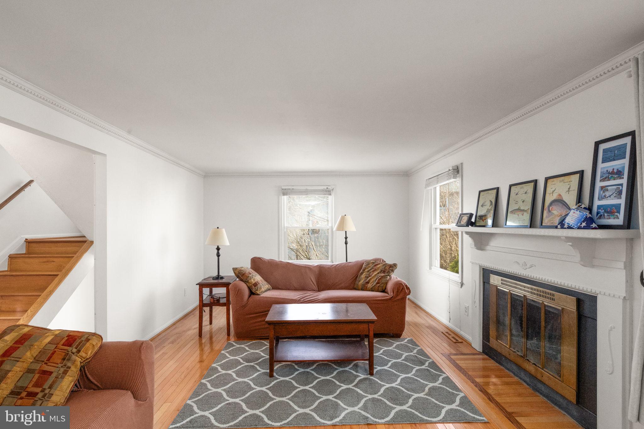 NORTH GATE HALL - Residential